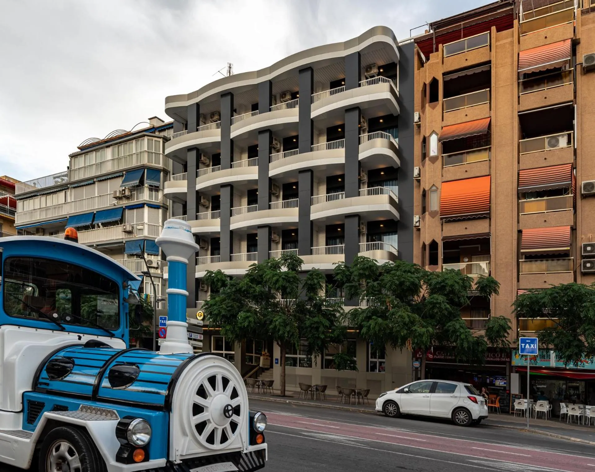 Facade/entrance in Hotel Golden