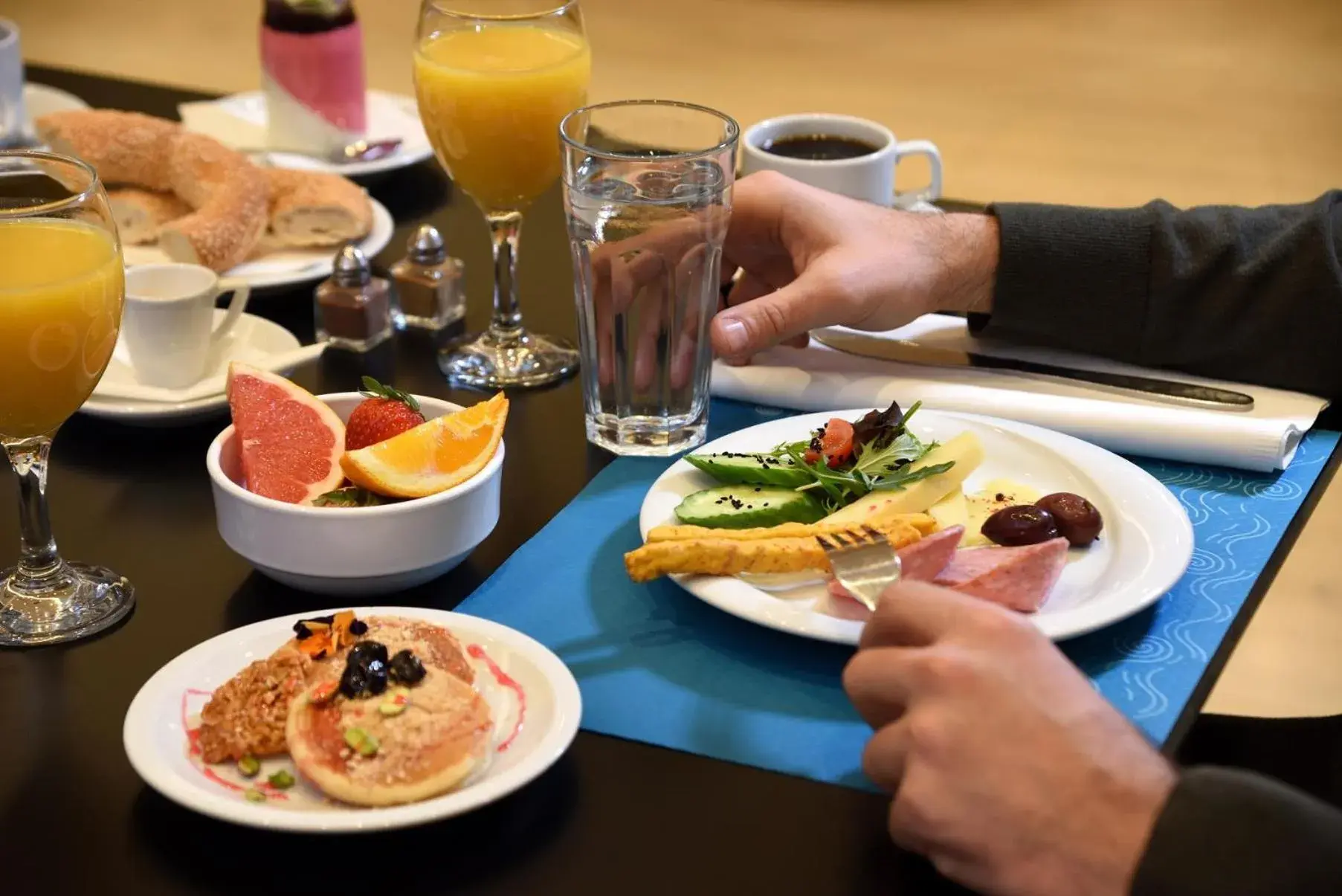 Property building in Poseidon Athens Hotel Property building in Poseidon Athens Hotel