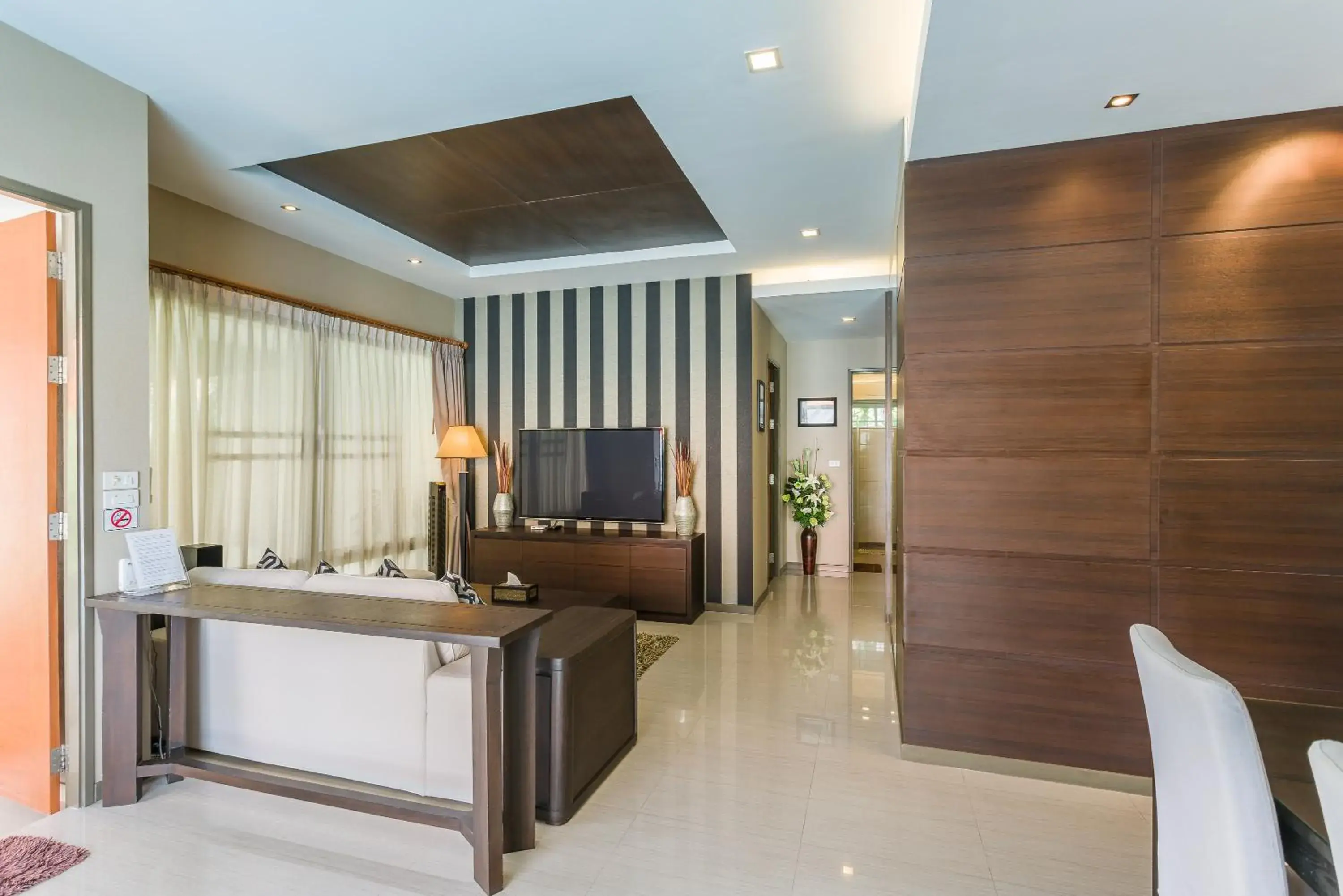 Living room, TV/Entertainment Center in The Ville Pool Villa Jomtien A23