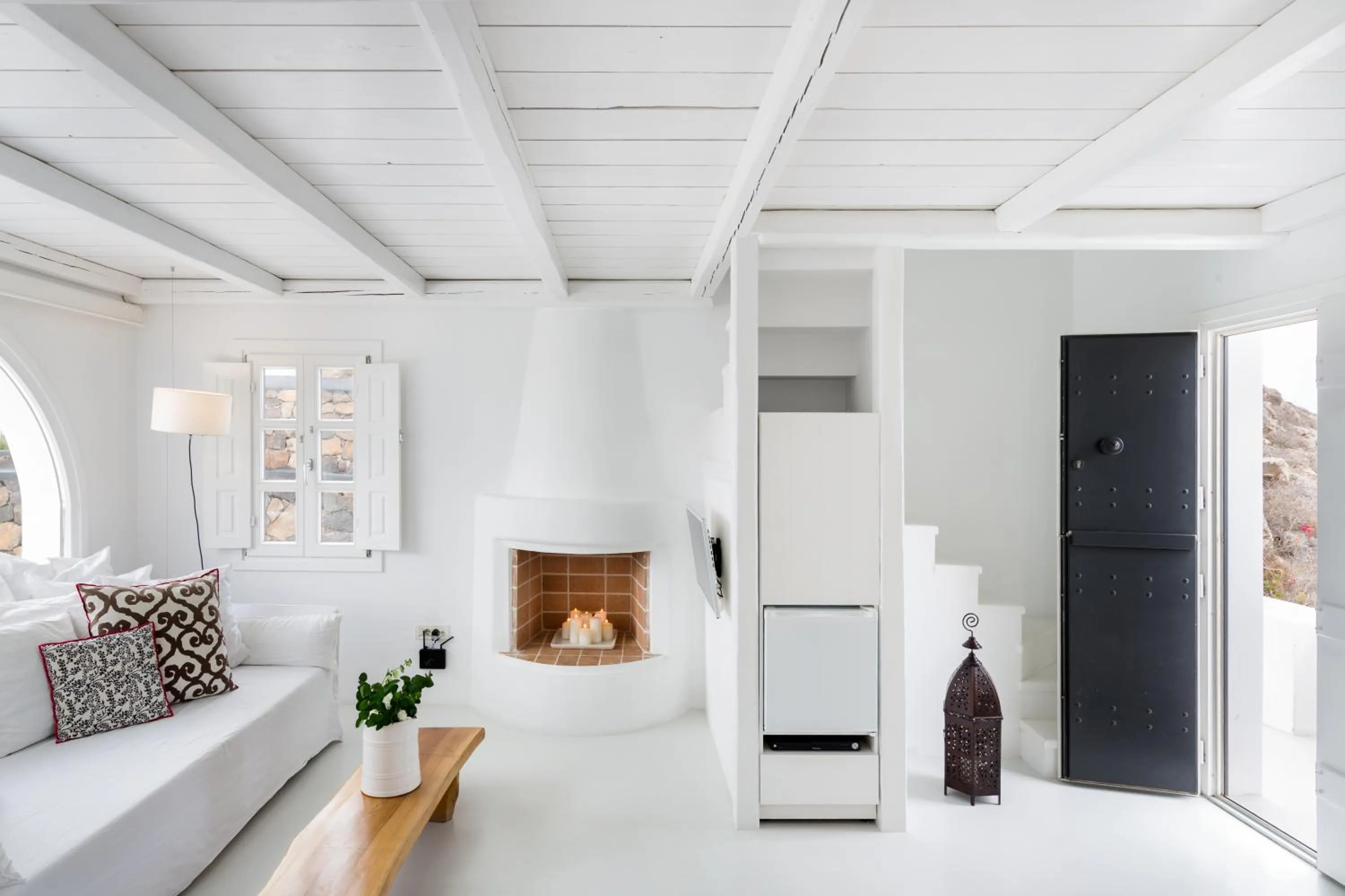 TV and multimedia, Bed in Aenaon Villas