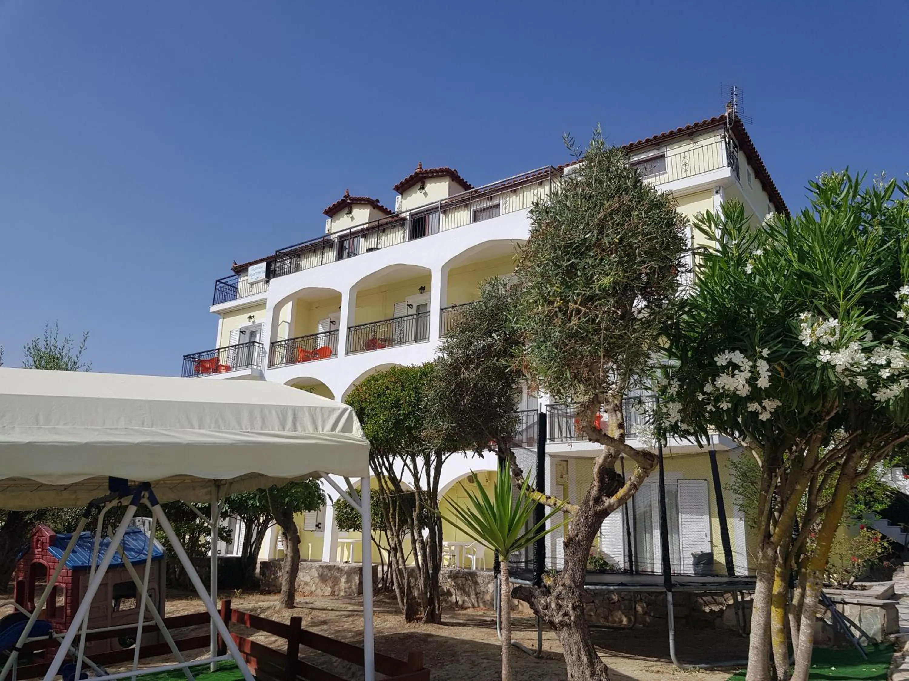 Seaview Apartments Tsilivi