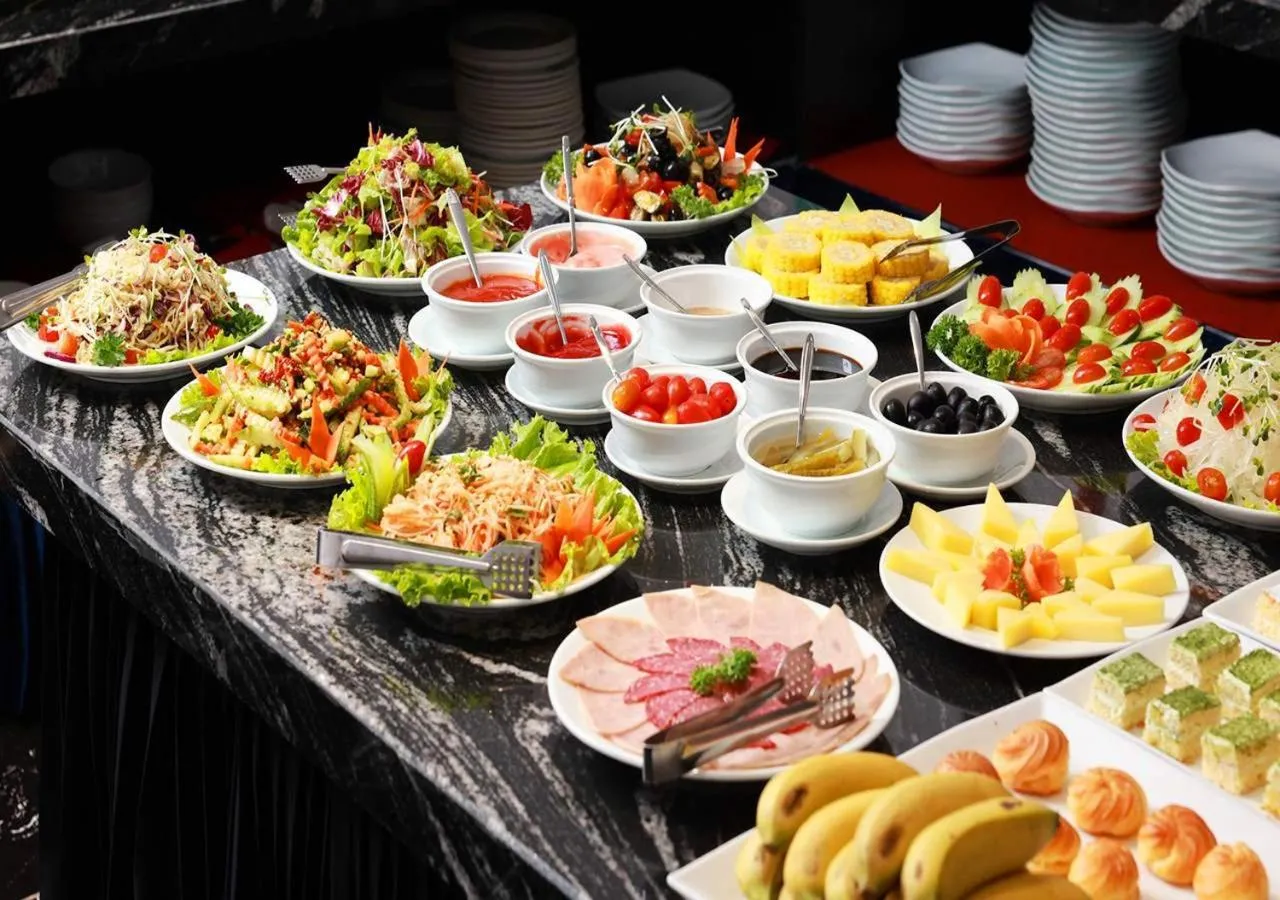 Restaurant/places to eat in Family Hanoi Hotel