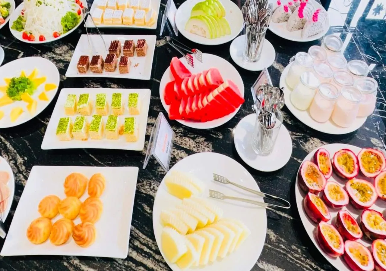 Breakfast in Family Hanoi Hotel