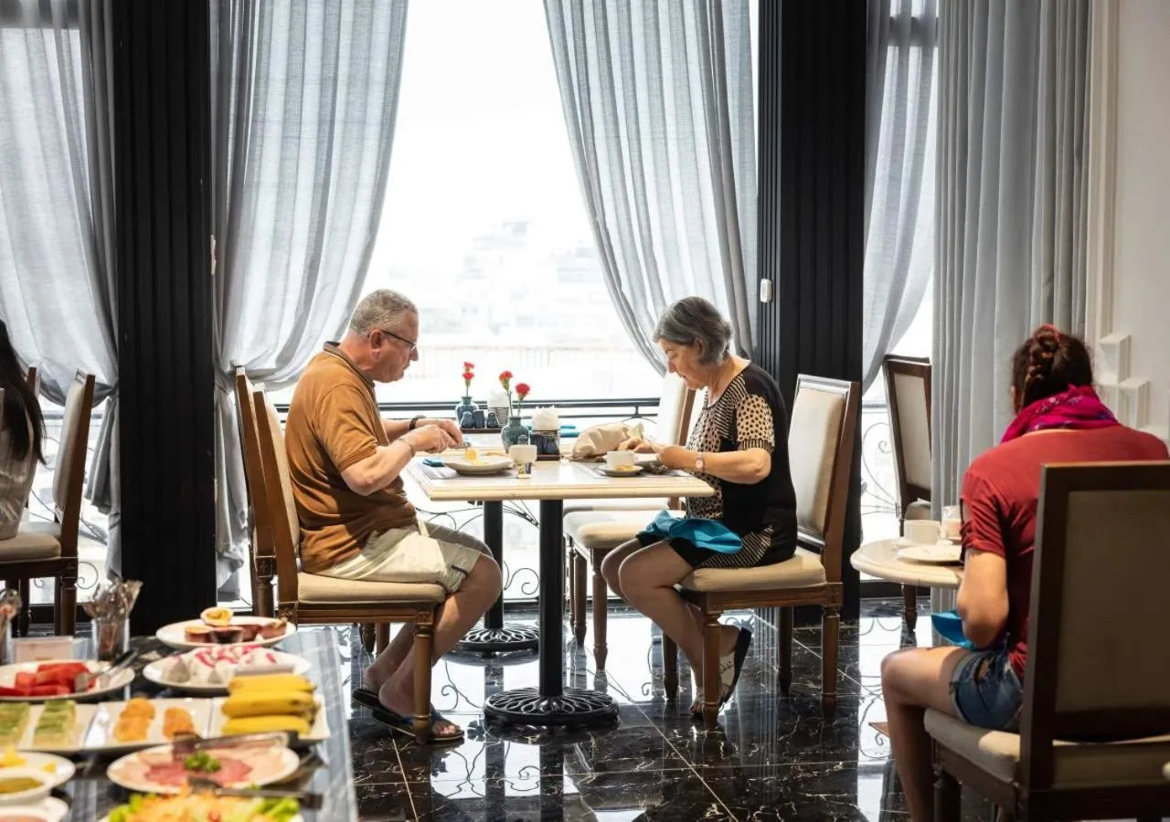 Breakfast in Family Hanoi Hotel
