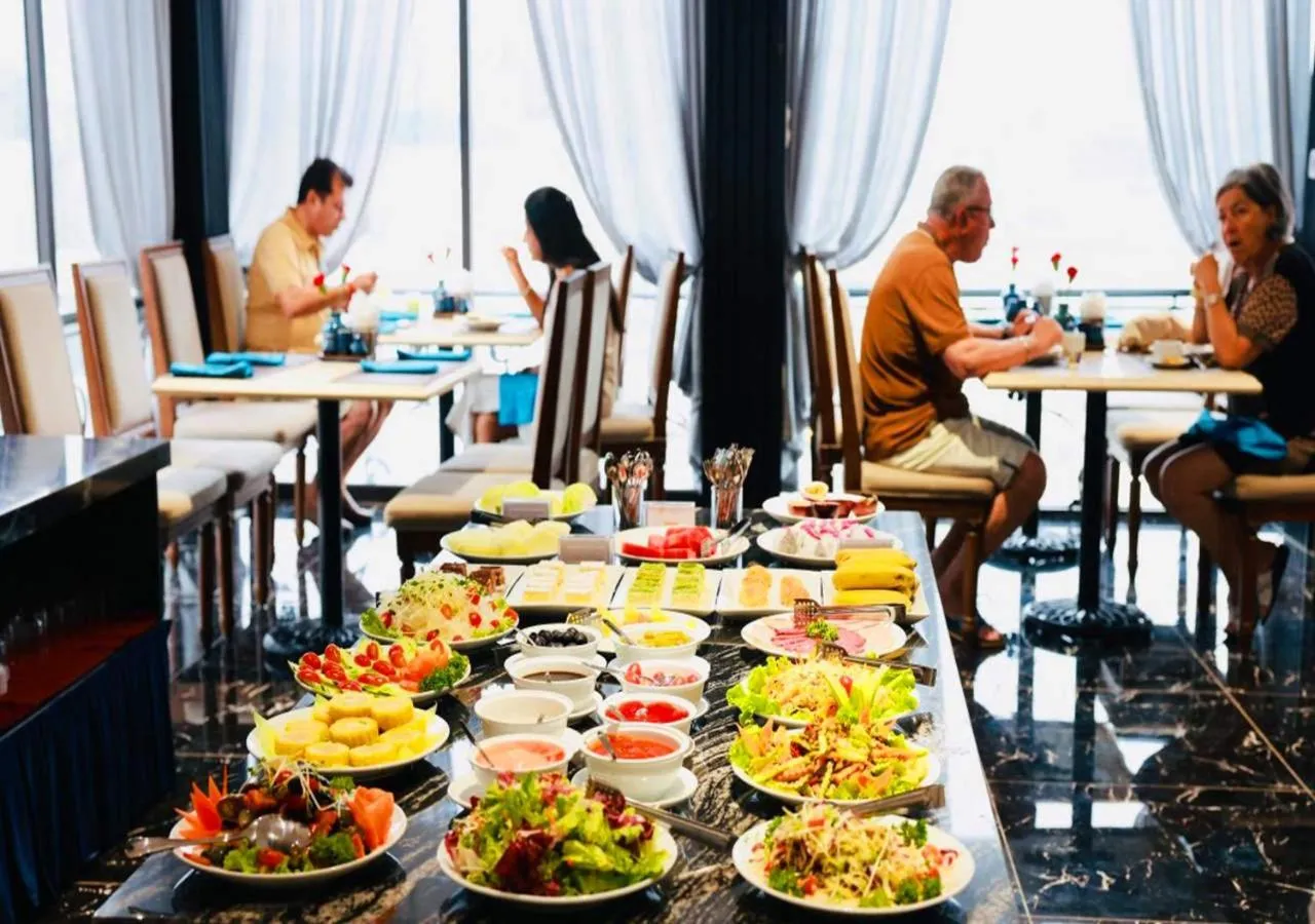 Breakfast in Family Hanoi Hotel