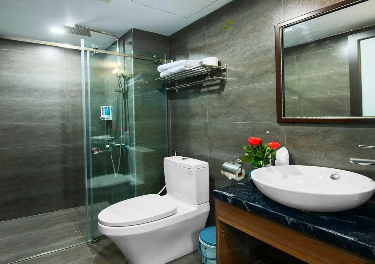 Shower in Family Hanoi Hotel