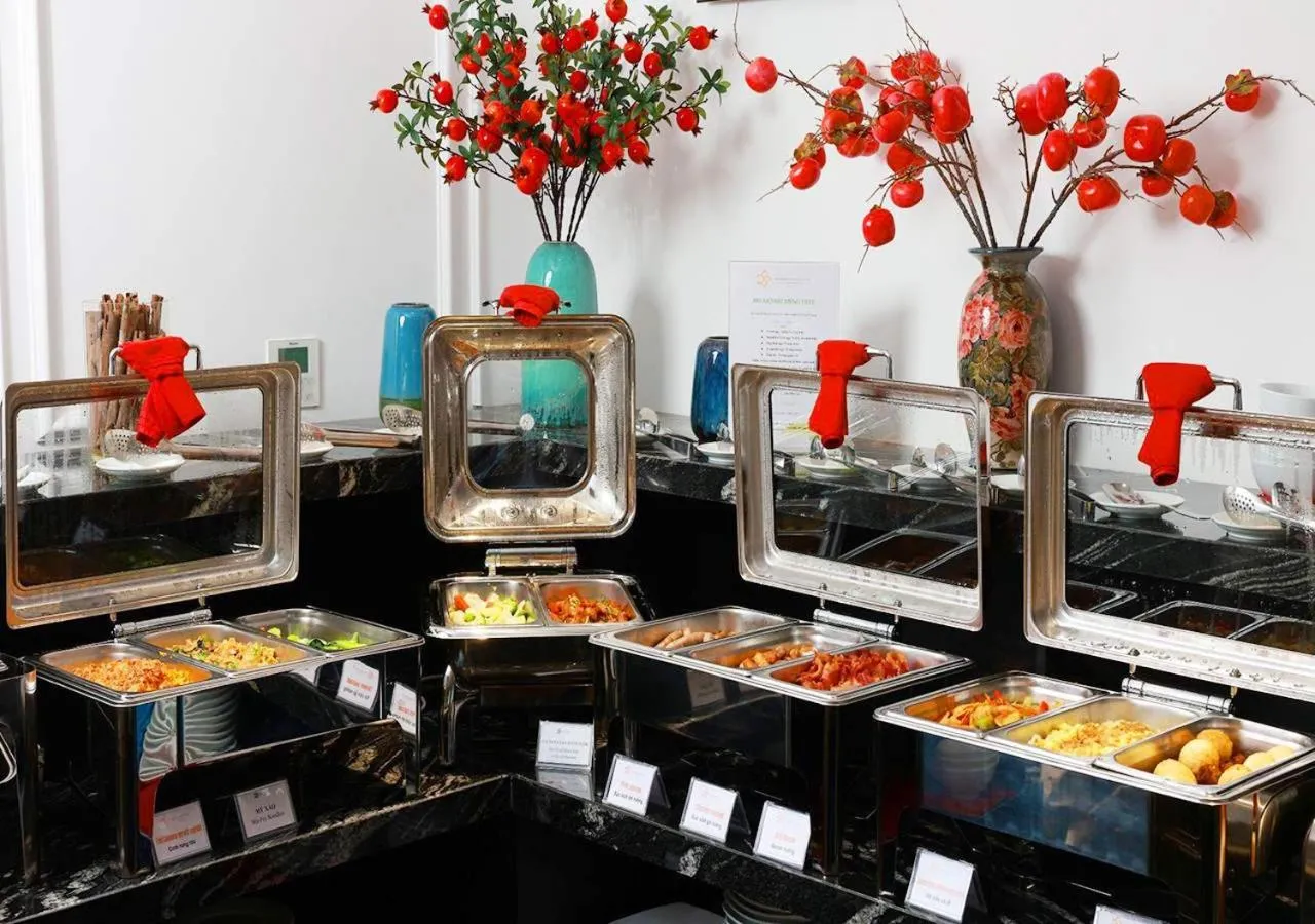 Breakfast in Family Hanoi Hotel