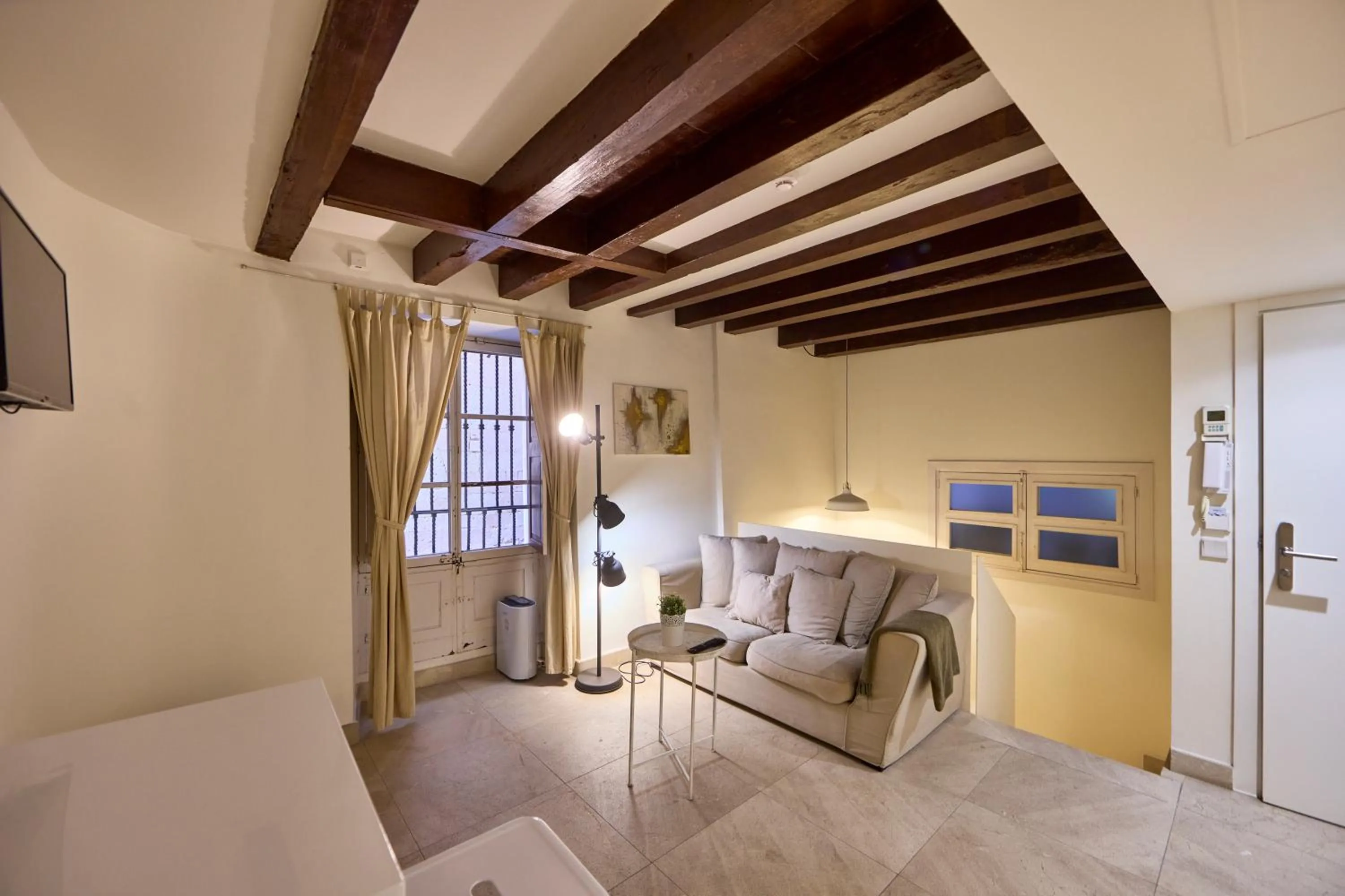 Living room, Bed in Can Savella - Turismo de Interior