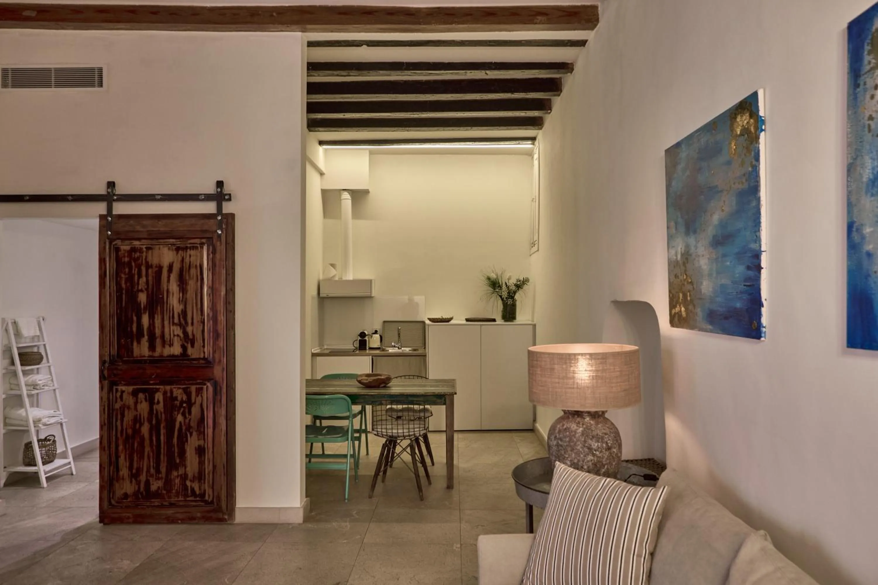 Kitchen or kitchenette in Can Savella - Turismo de Interior