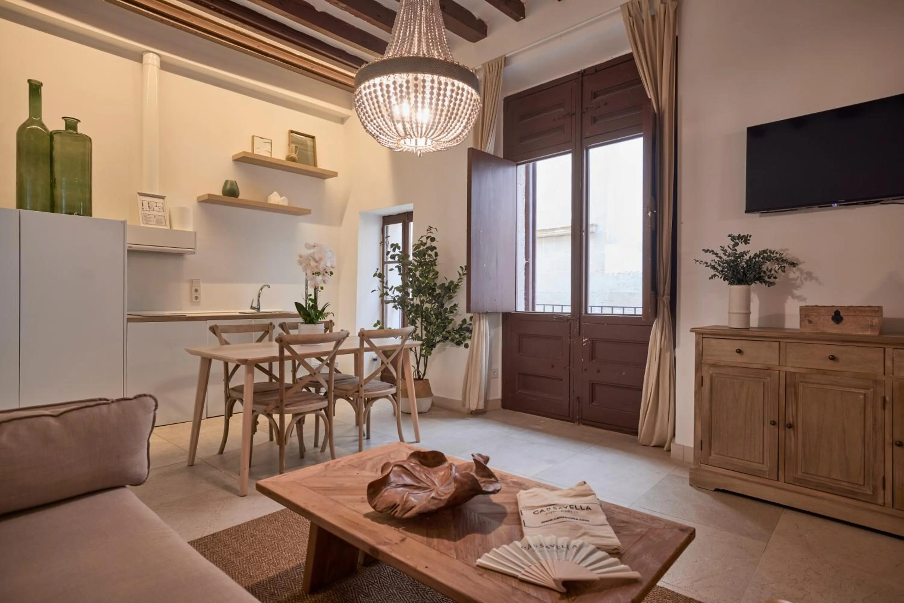 Communal kitchen in Can Savella - Turismo de Interior