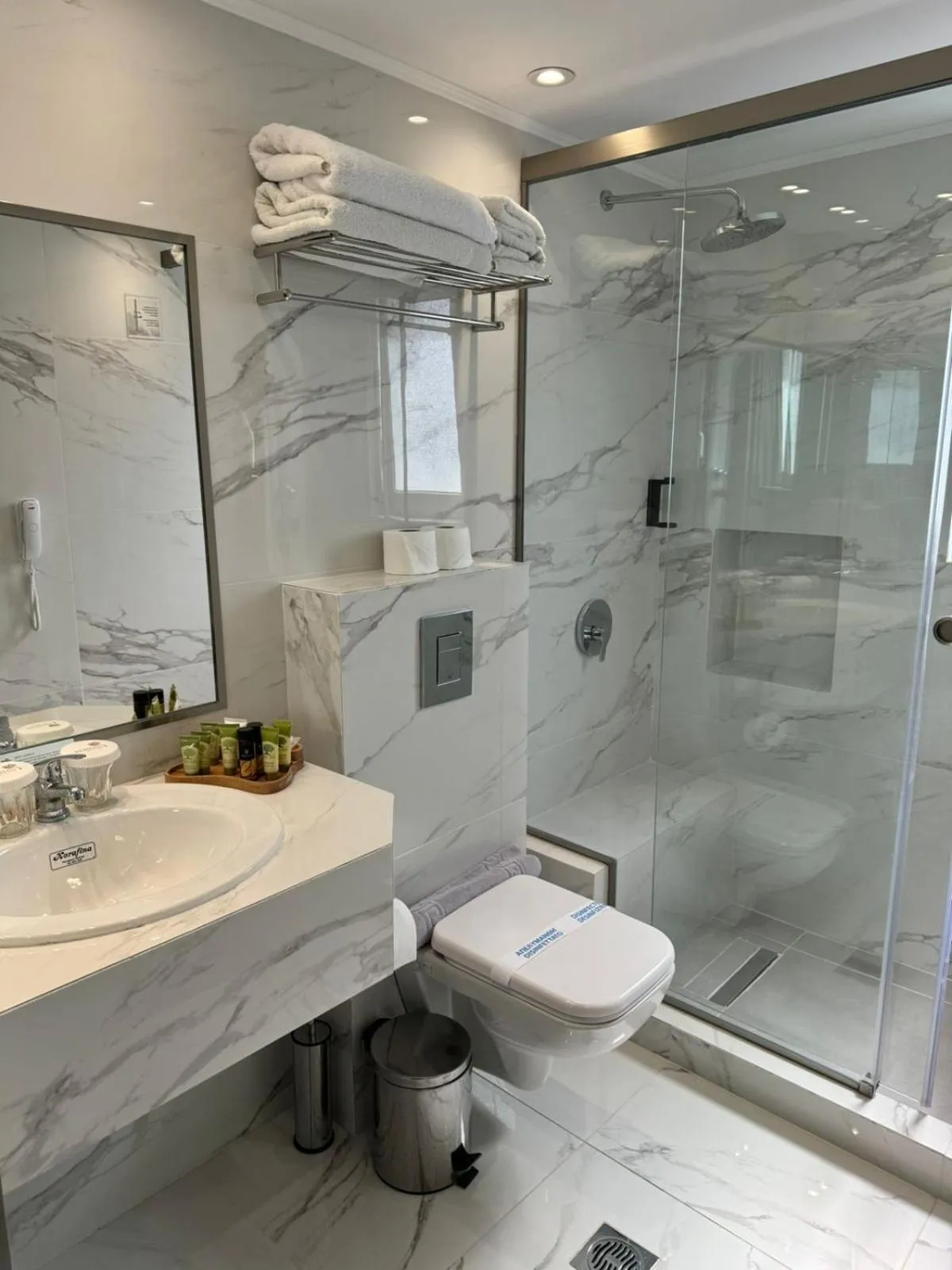 Peridis Family Resort