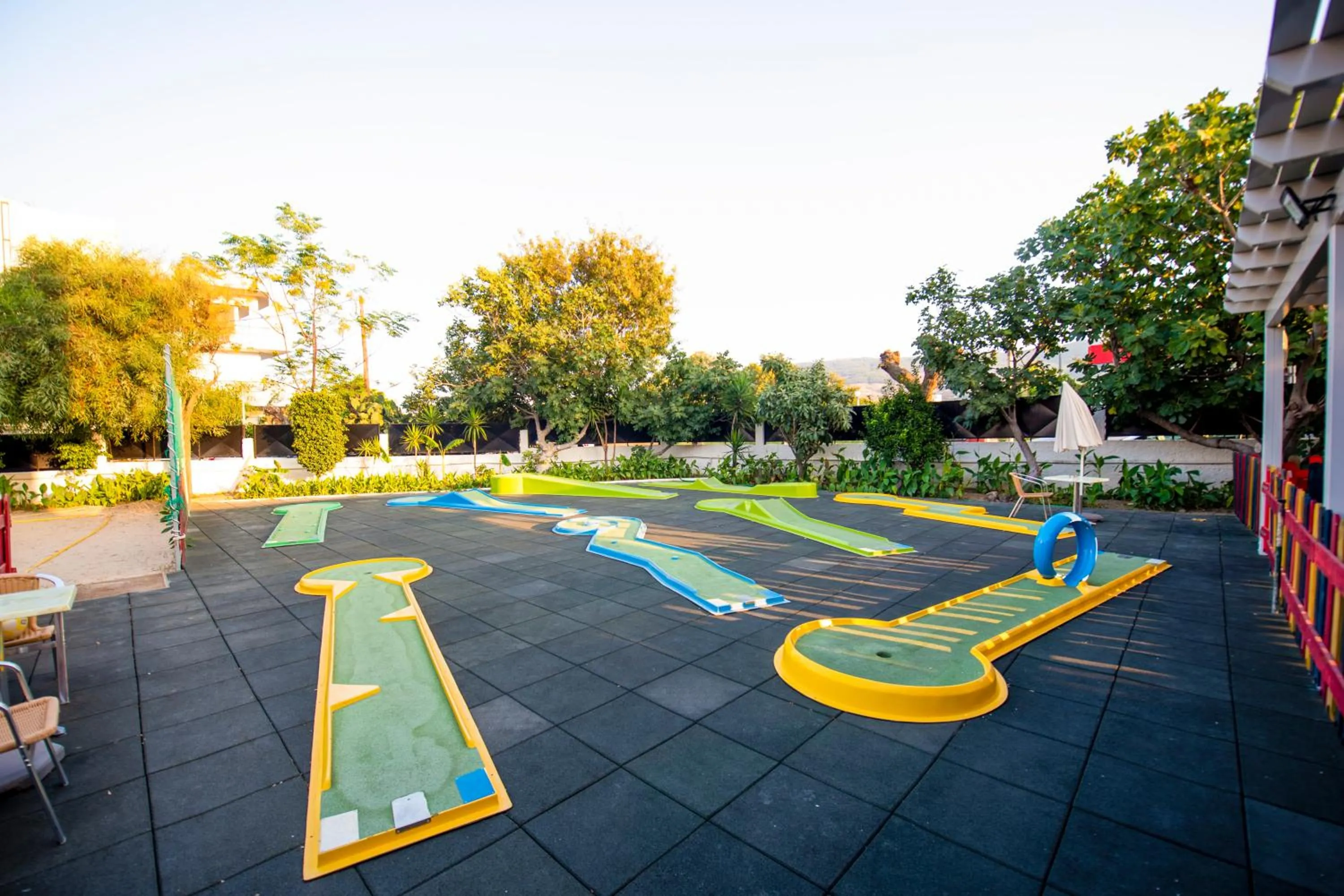 Minigolf in Peridis Family Resort