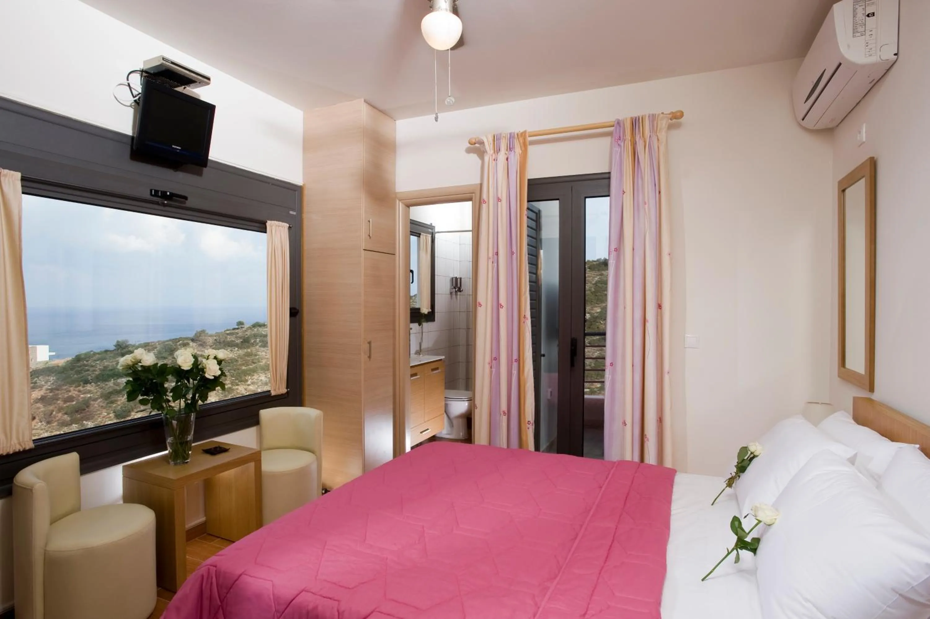 Shower, Bed in Elounda Solfez Villas