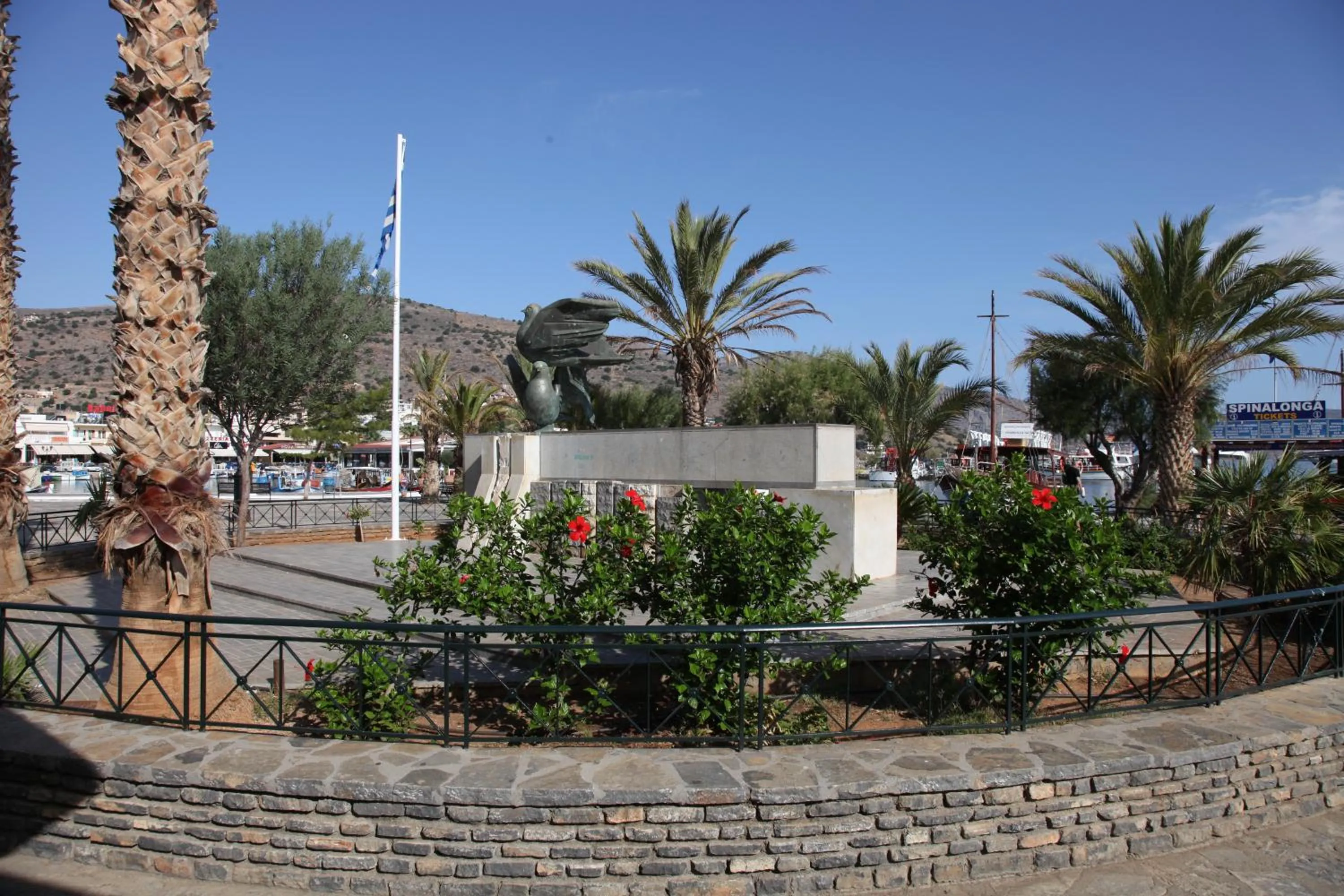 Neighbourhood in Elounda Solfez Villas