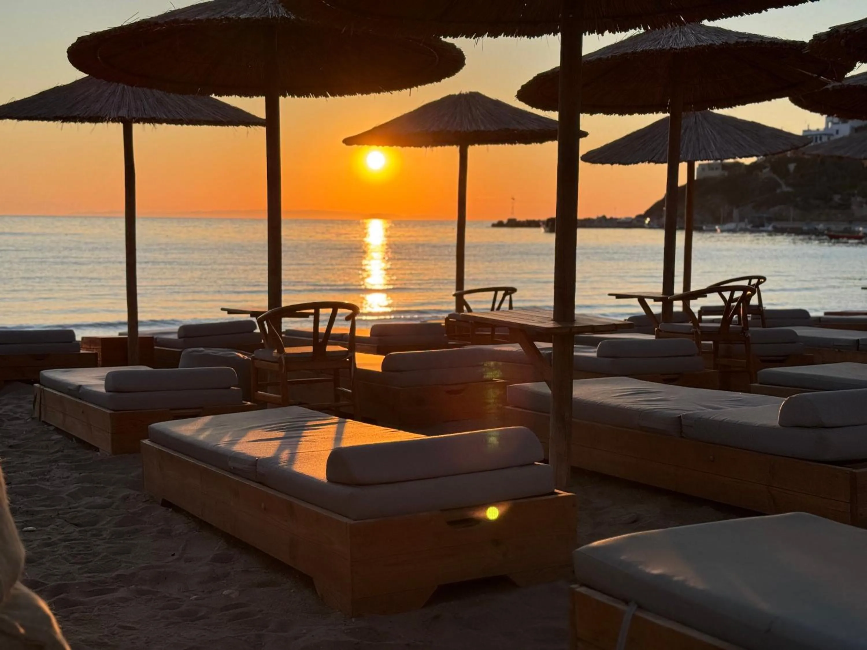 Beach in Blue Harmony Hotel