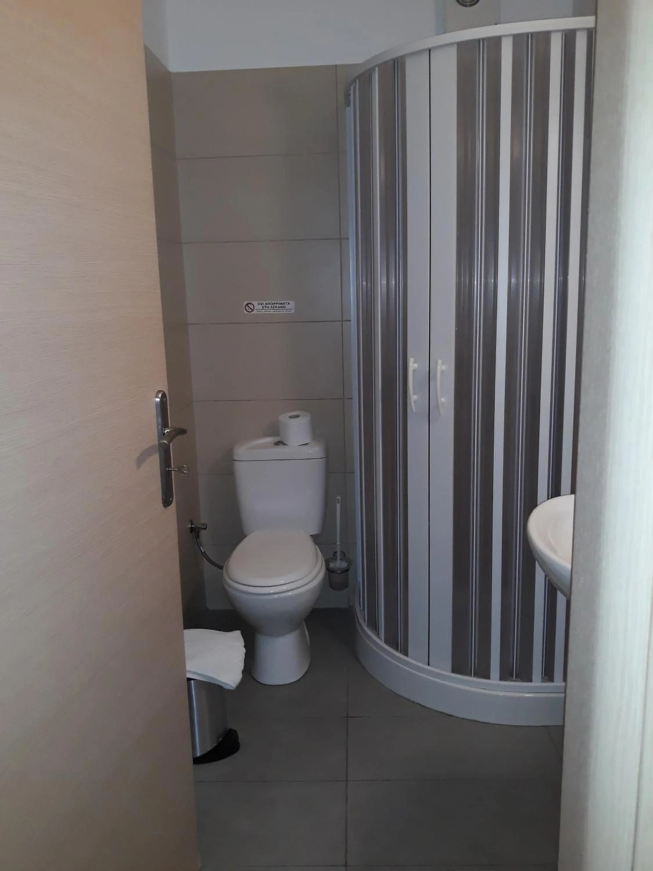 Bathroom in Blue Harmony Hotel
