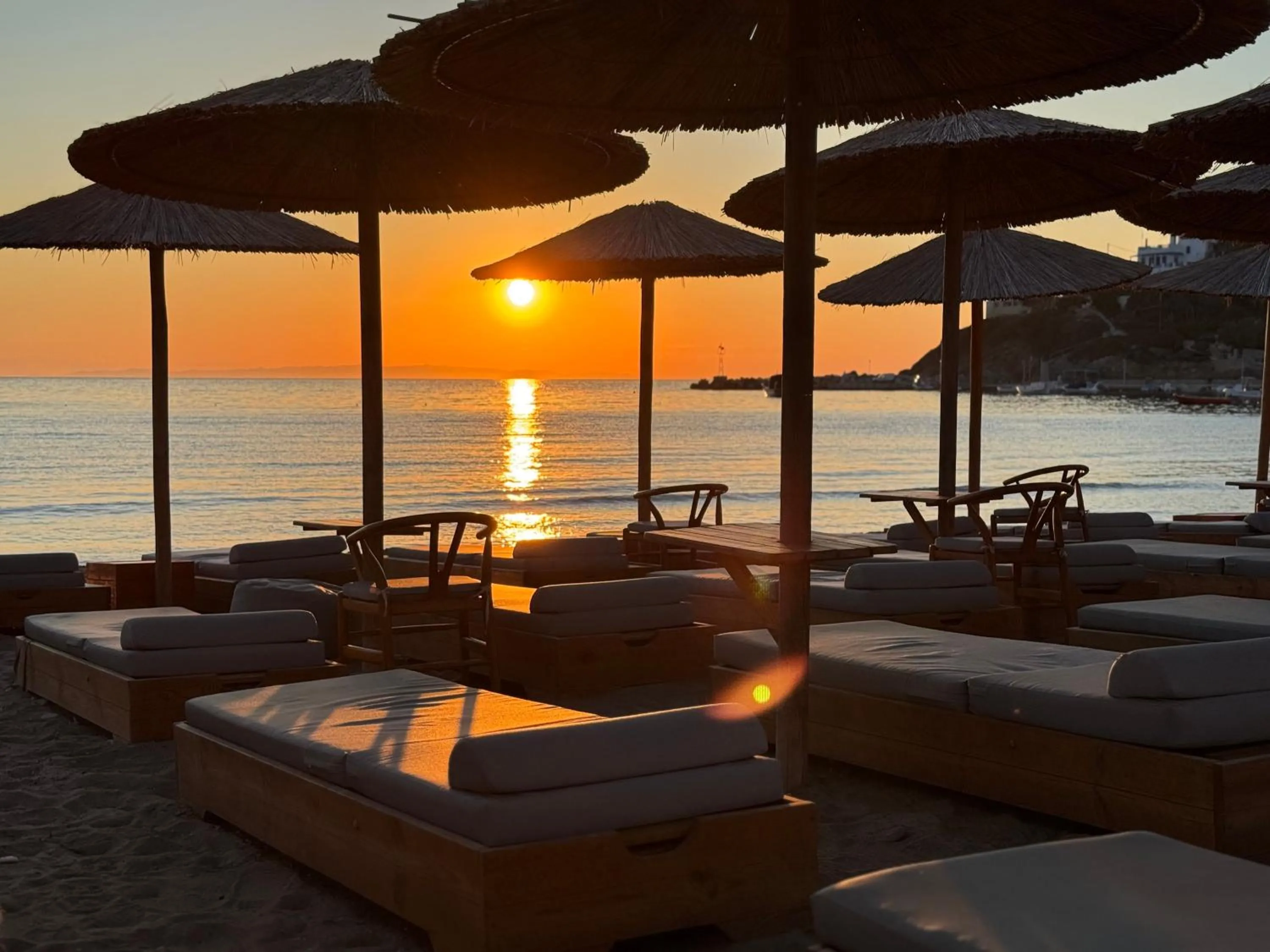 Beach in Blue Harmony Hotel