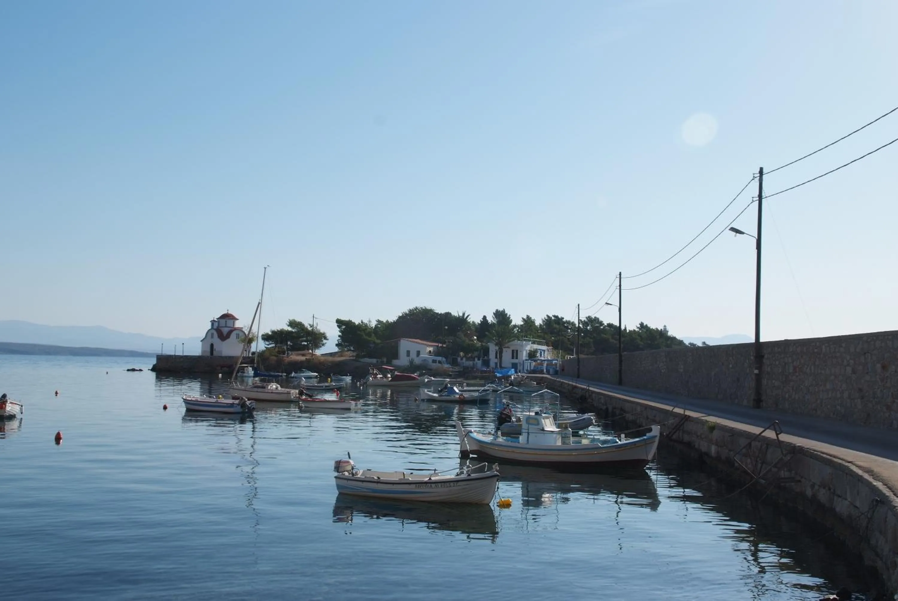 Day in Pantheon City Hotel