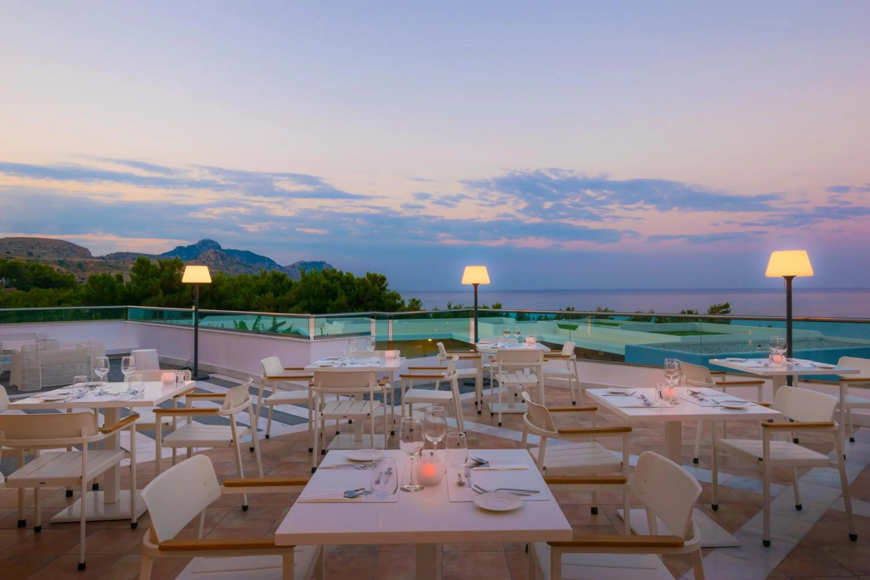 Restaurant/places to eat in Porto Angeli