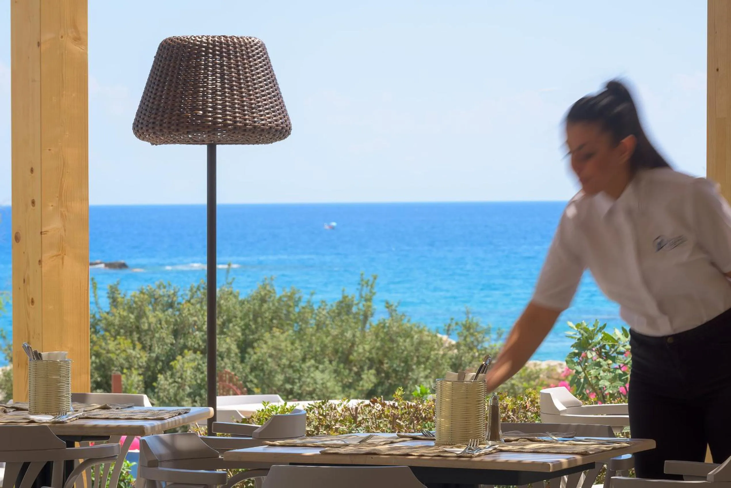 Restaurant/places to eat in Porto Angeli