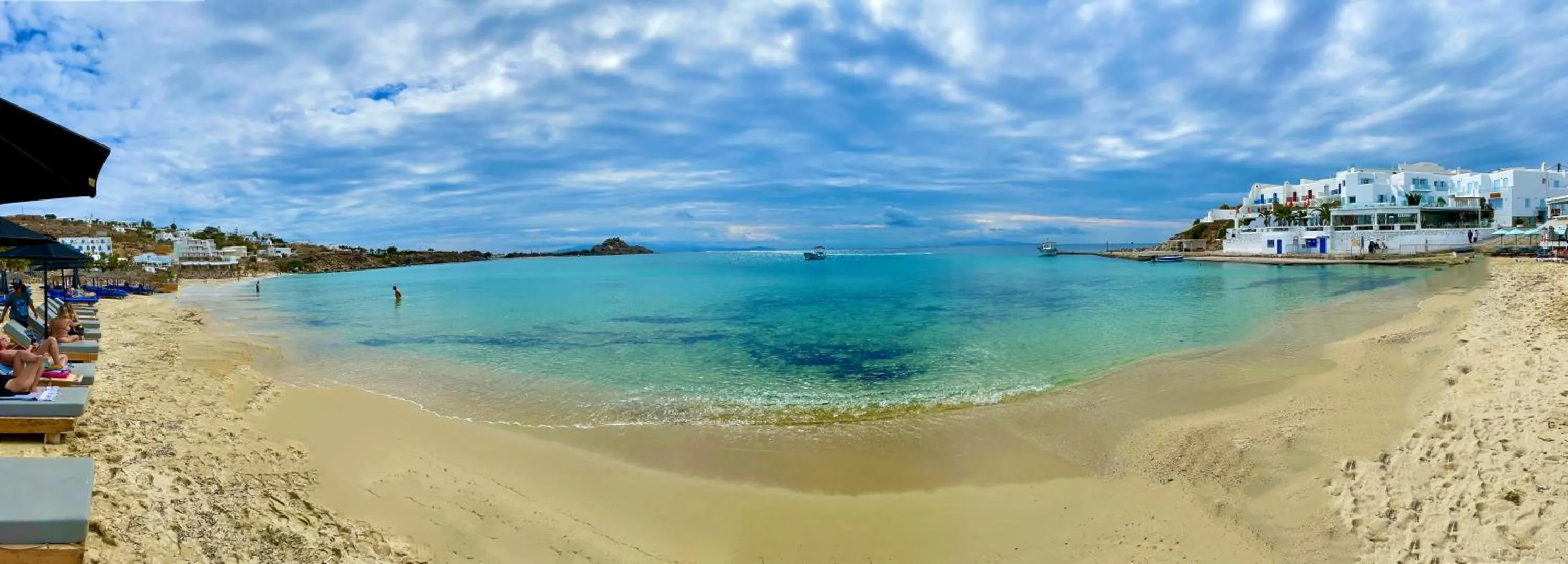 Beach in Acrogiali Beachfront Hotel Mykonos