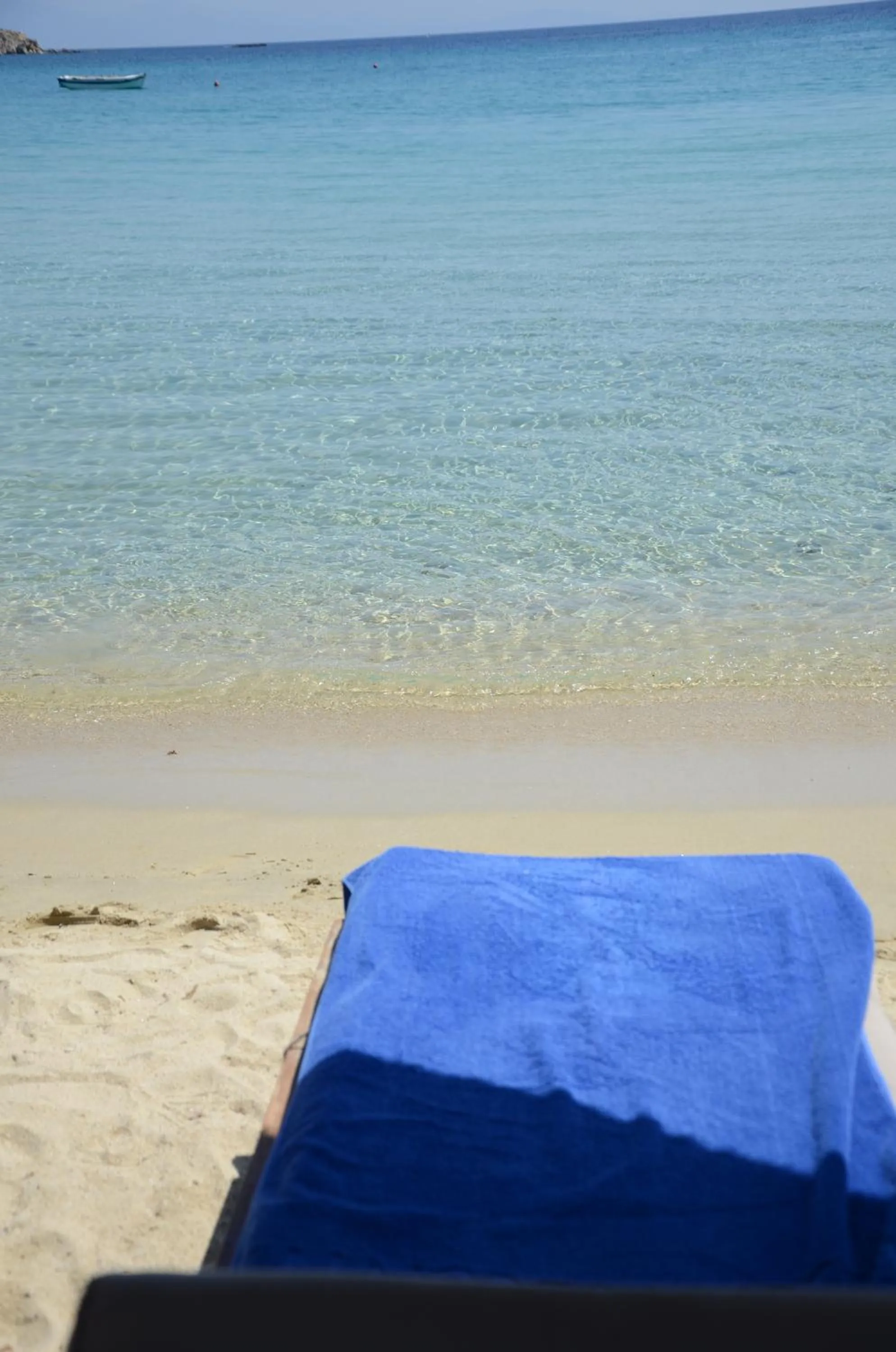 Beach in Acrogiali Beachfront Hotel Mykonos