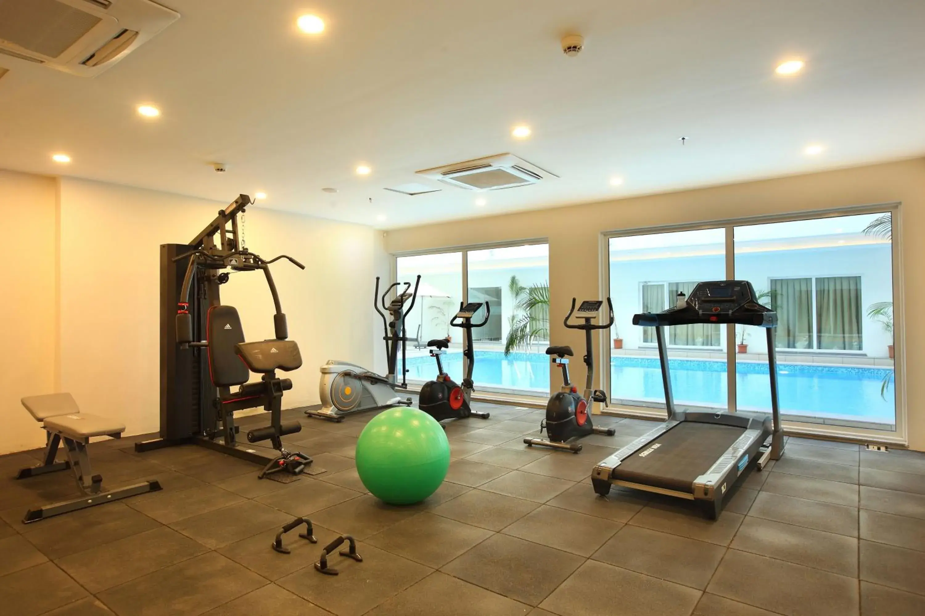 Fitness centre/facilities in Starlit Suites Kochi Fitness centre/facilities in Starlit Suites Kochi
