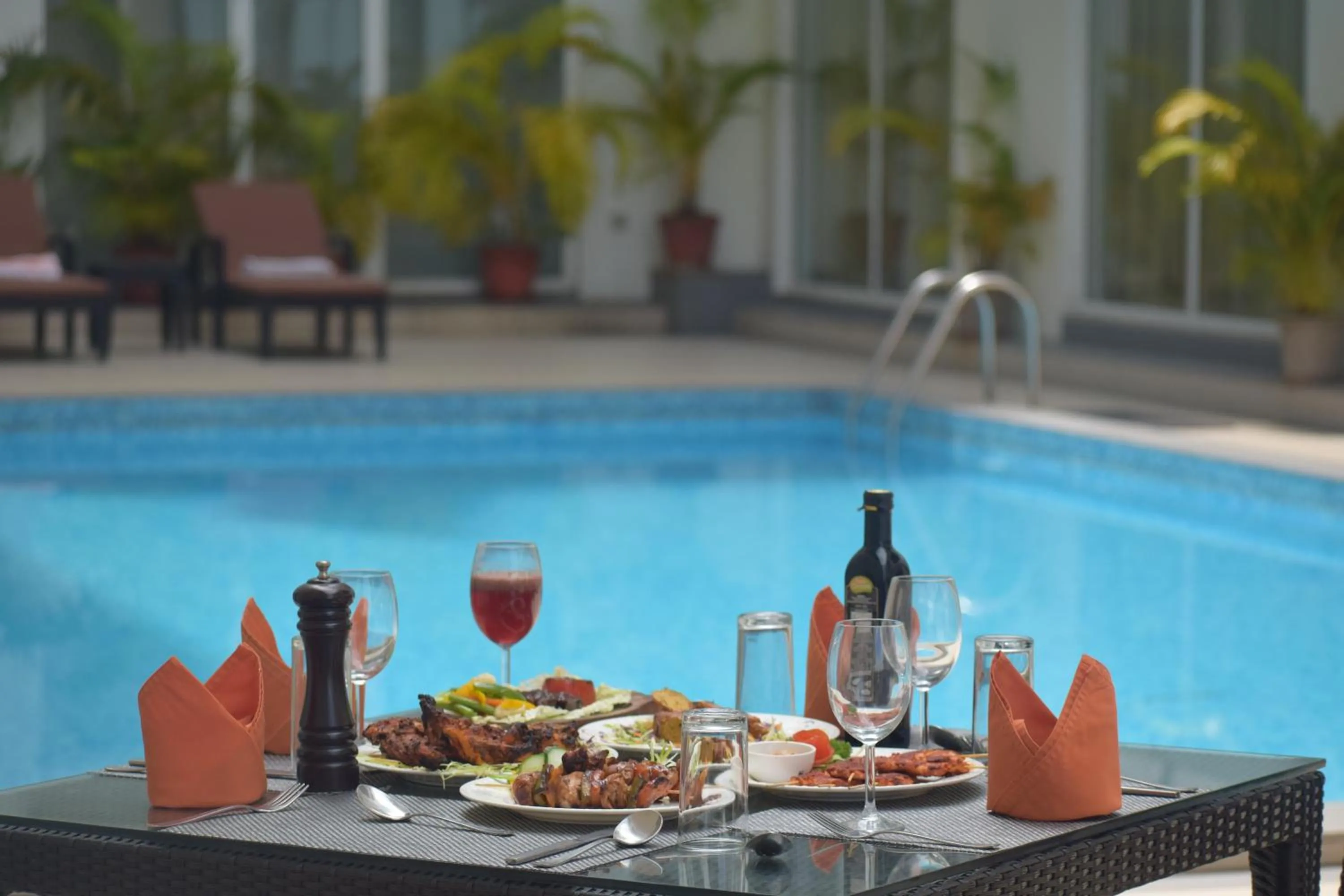 Swimming pool in Starlit Suites Kochi