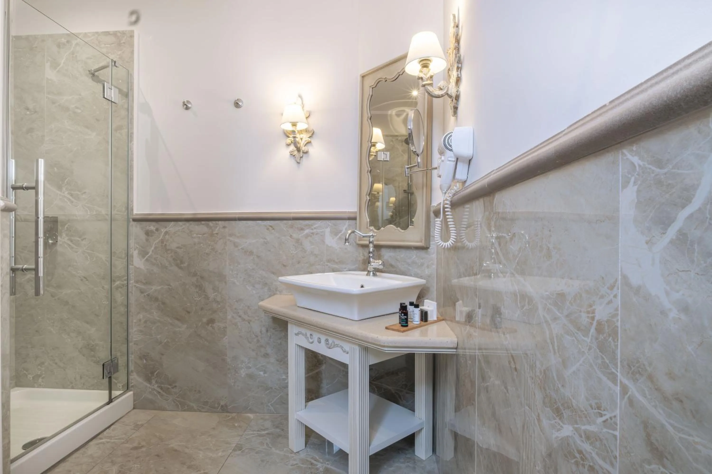 Bathroom in Micra Anglia Boutique Hotel & Spa