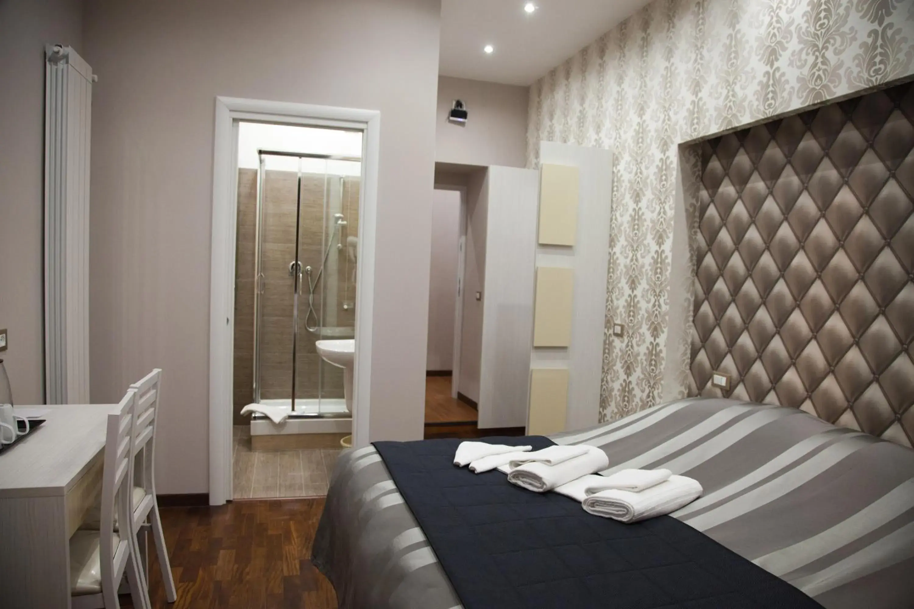 Photo of the whole room, Bed in Maison Imperiale Photo of the whole room, Bed in Maison Imperiale