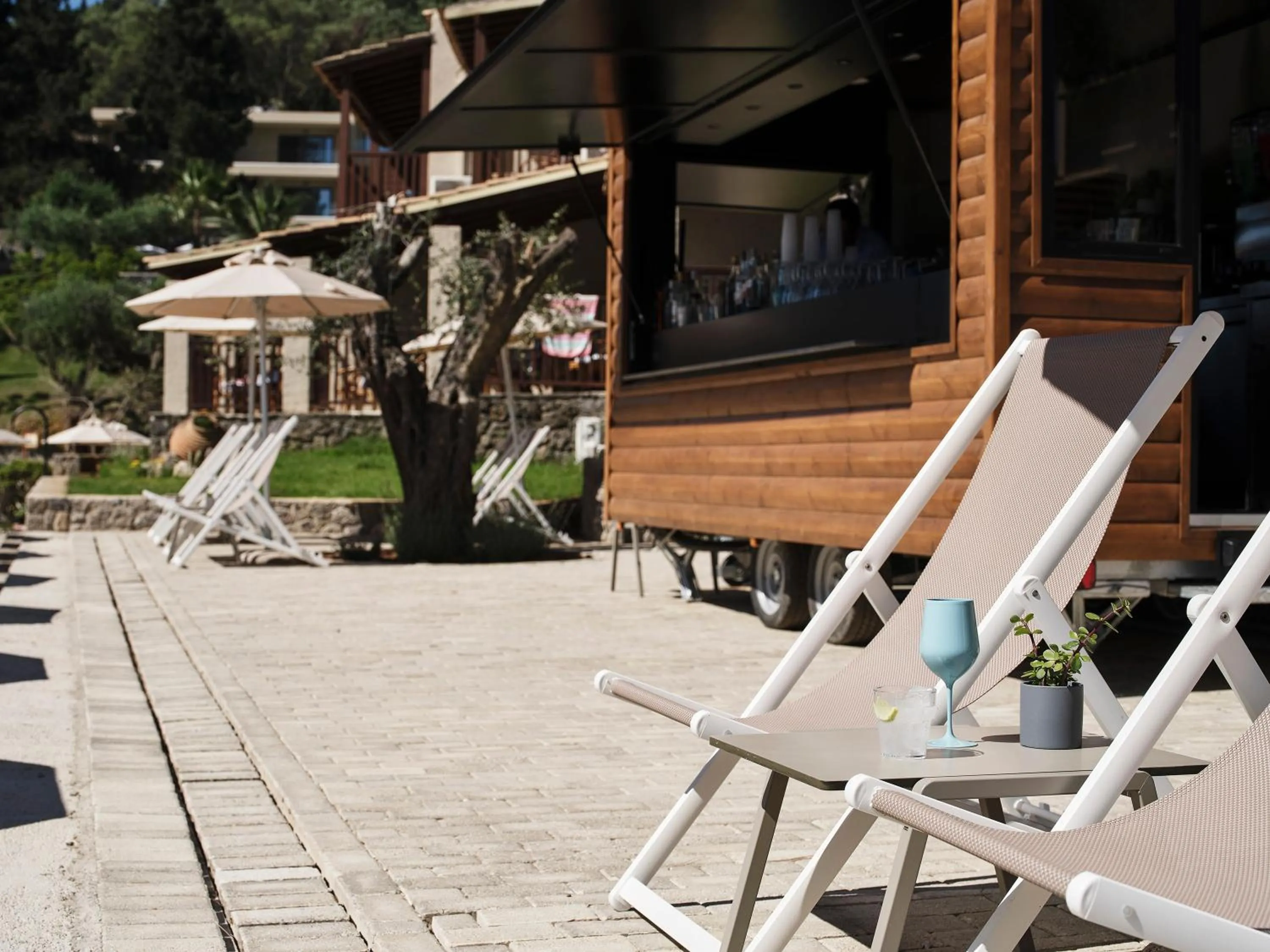 Lounge or bar in Aeolos Beach Resort