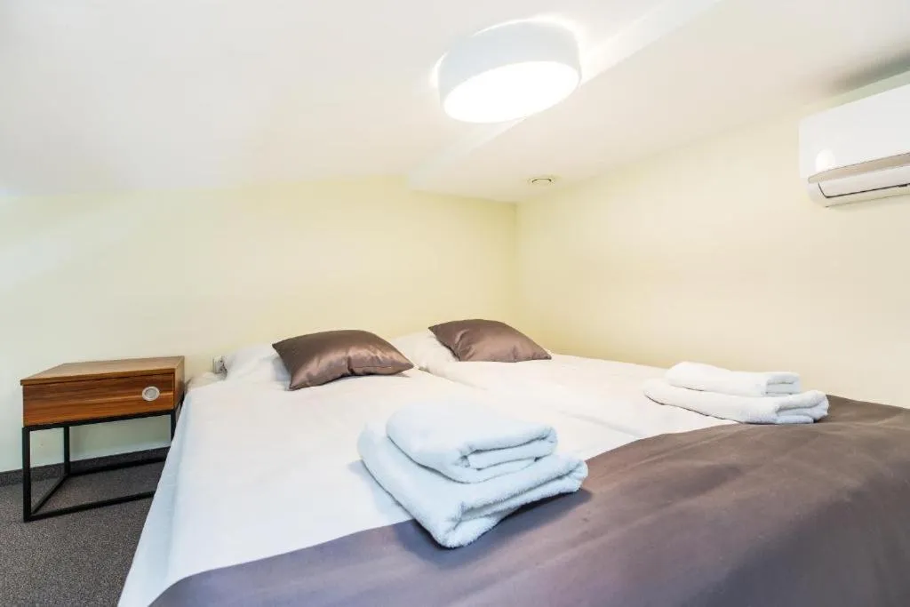 Bed in Aparthotel Old Town