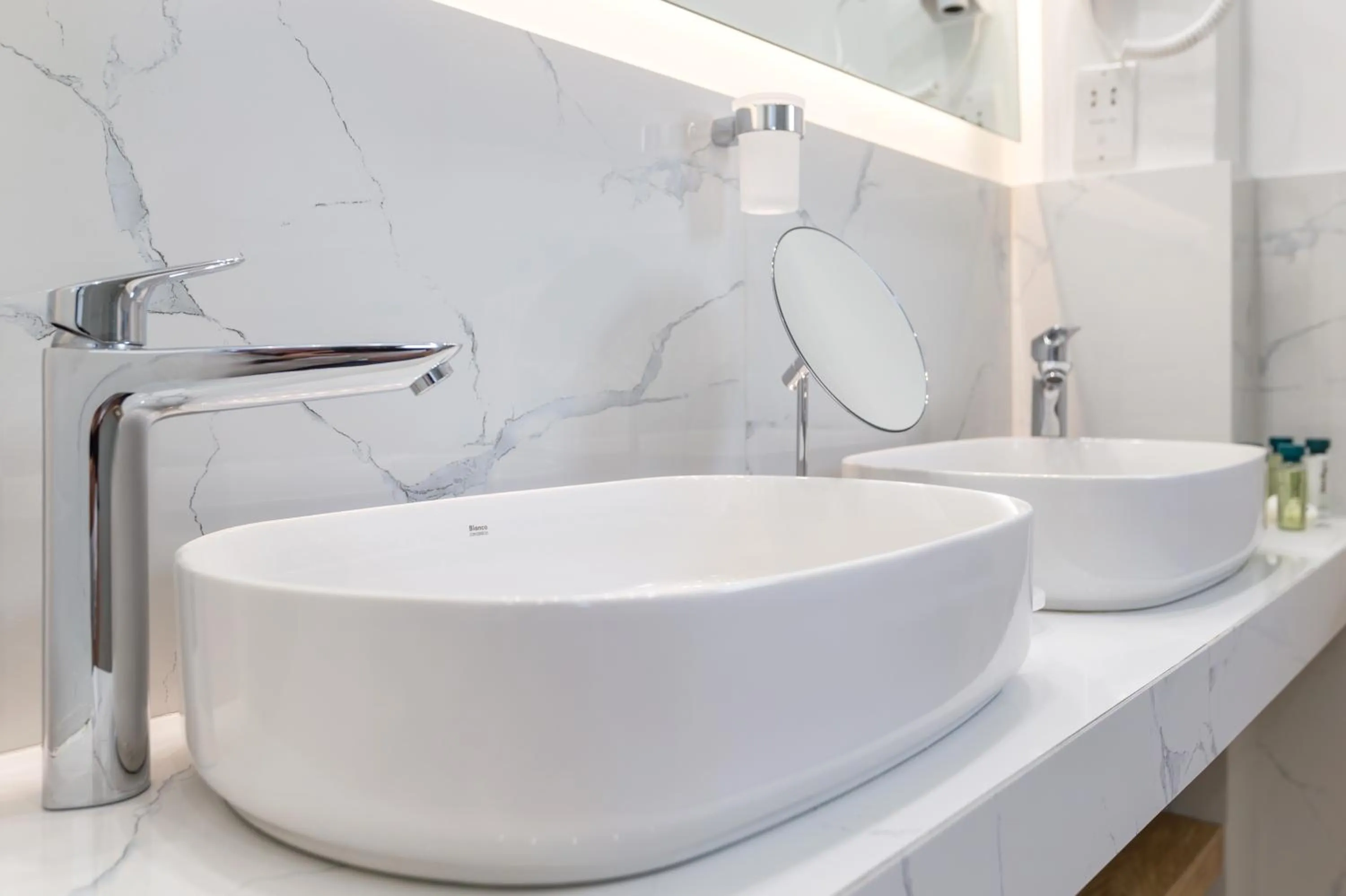 Bathroom in Ilisia Hotel Athens