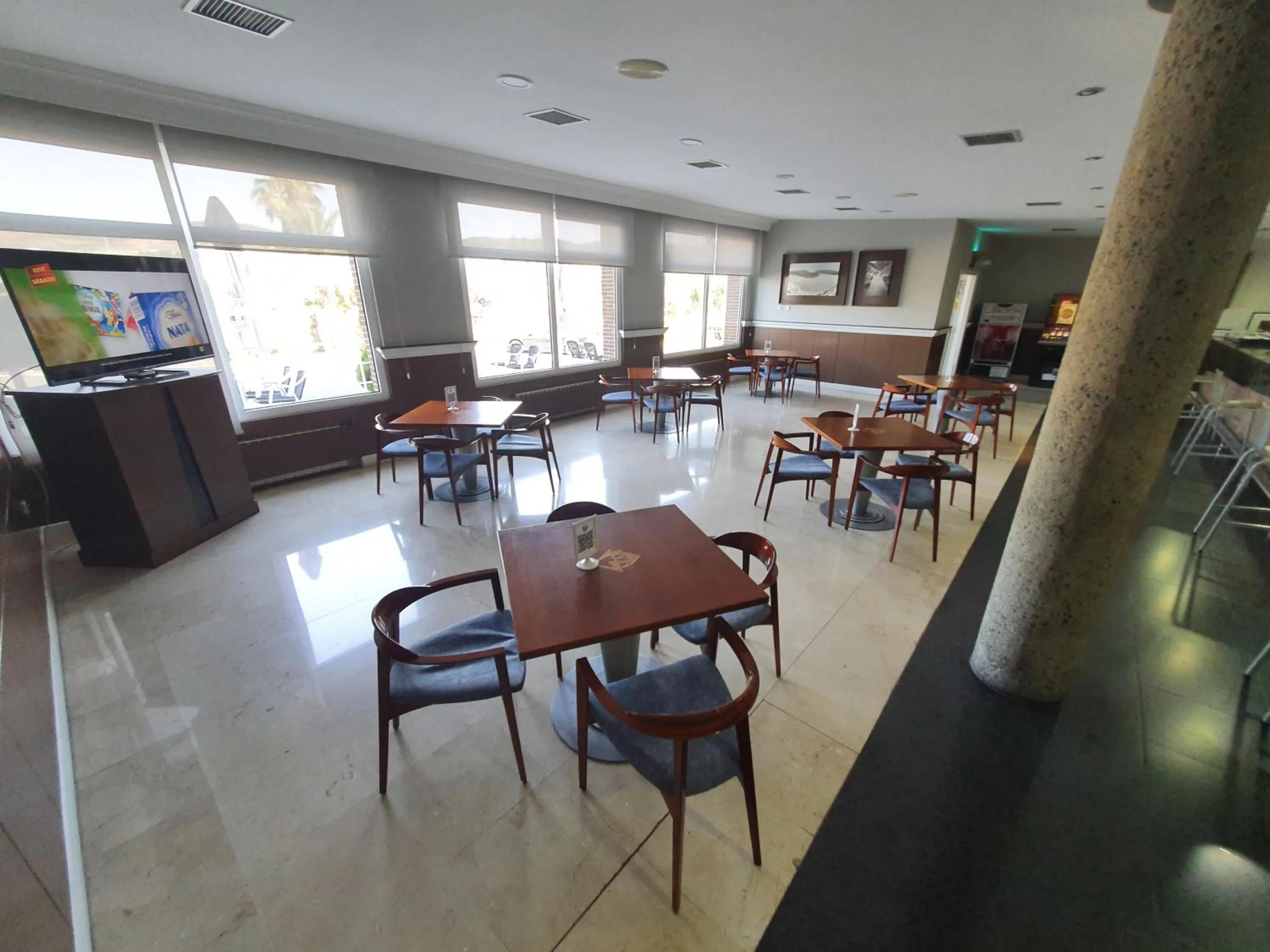 Lounge or bar in Hotel Azar