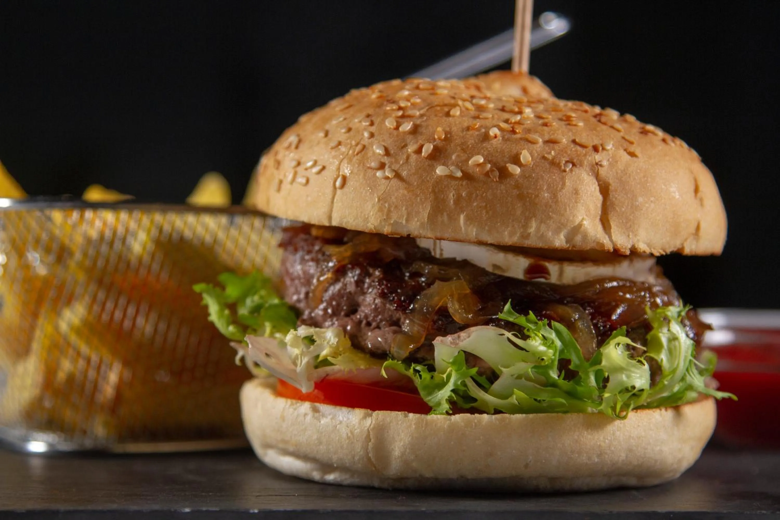 Restaurant/places to eat in Hotel Azar