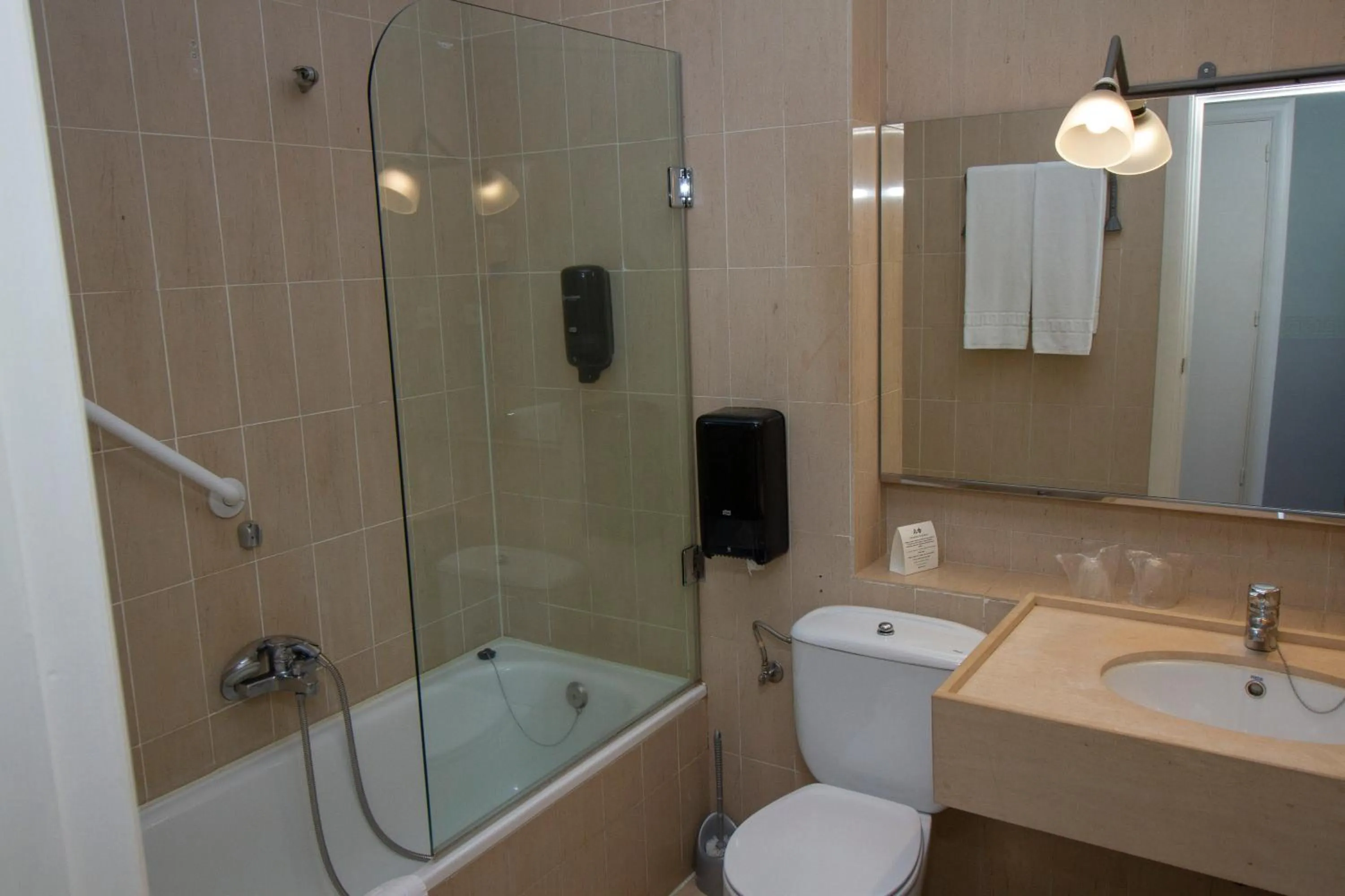 Toilet in Hotel Azar