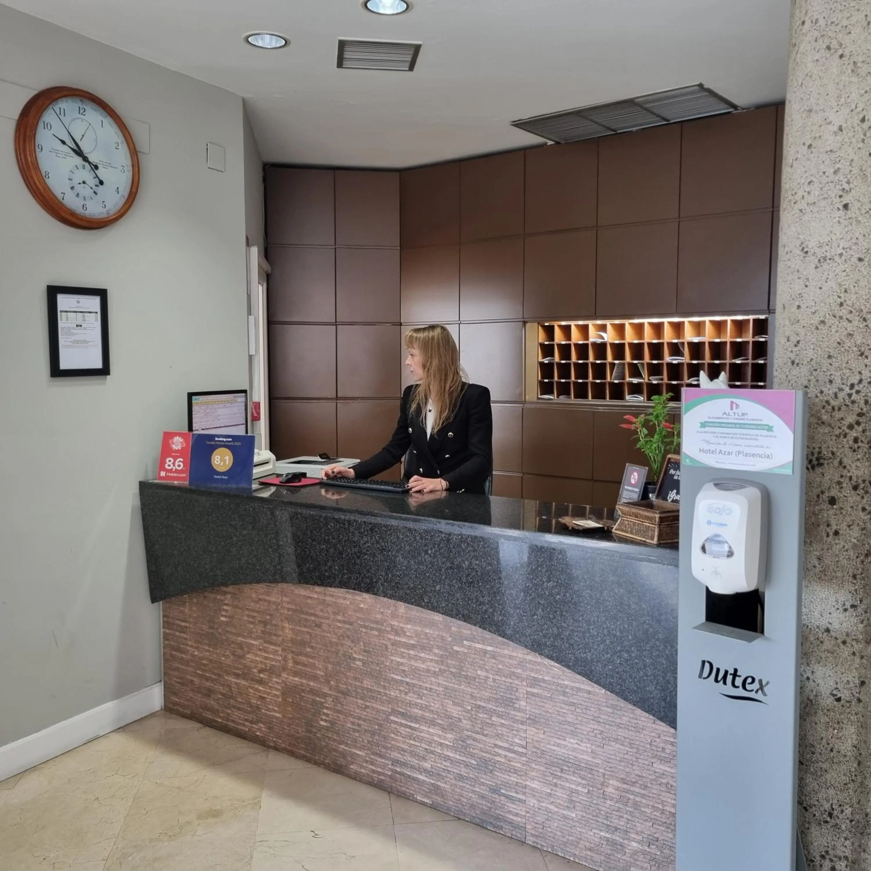 Lobby or reception in Hotel Azar