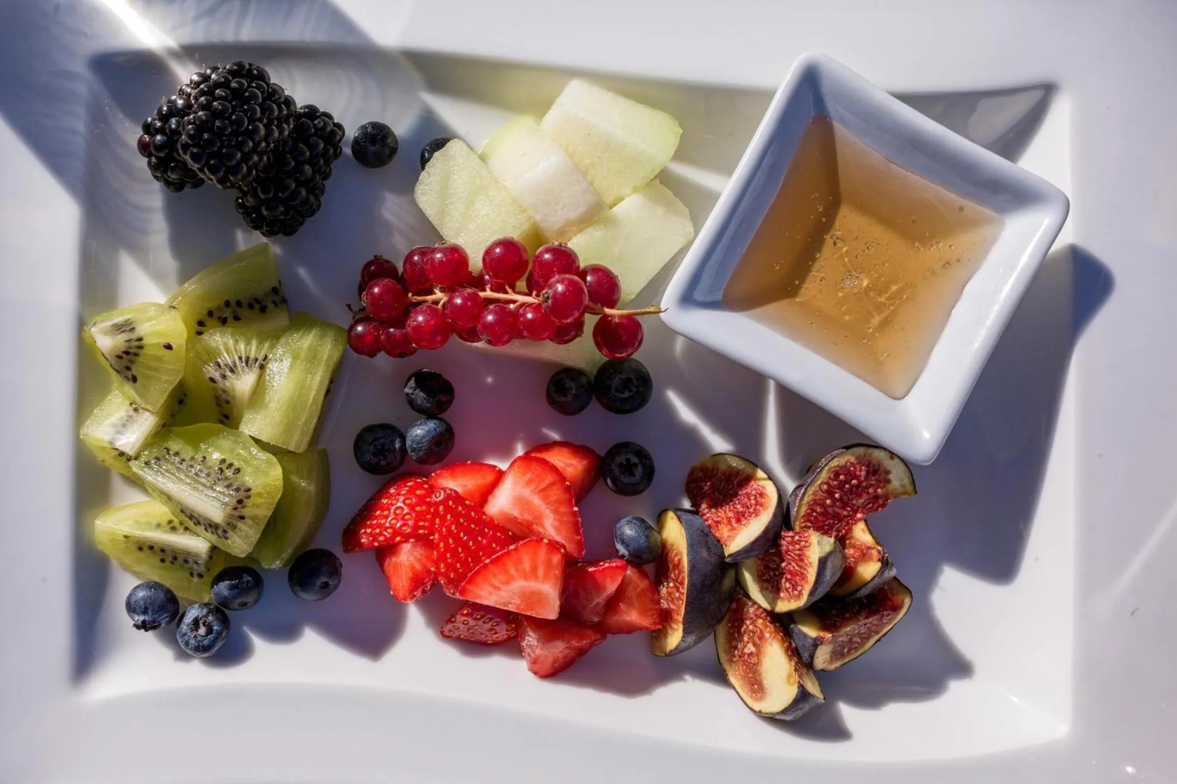 Restaurant/places to eat in Vencia Boutique Hotel