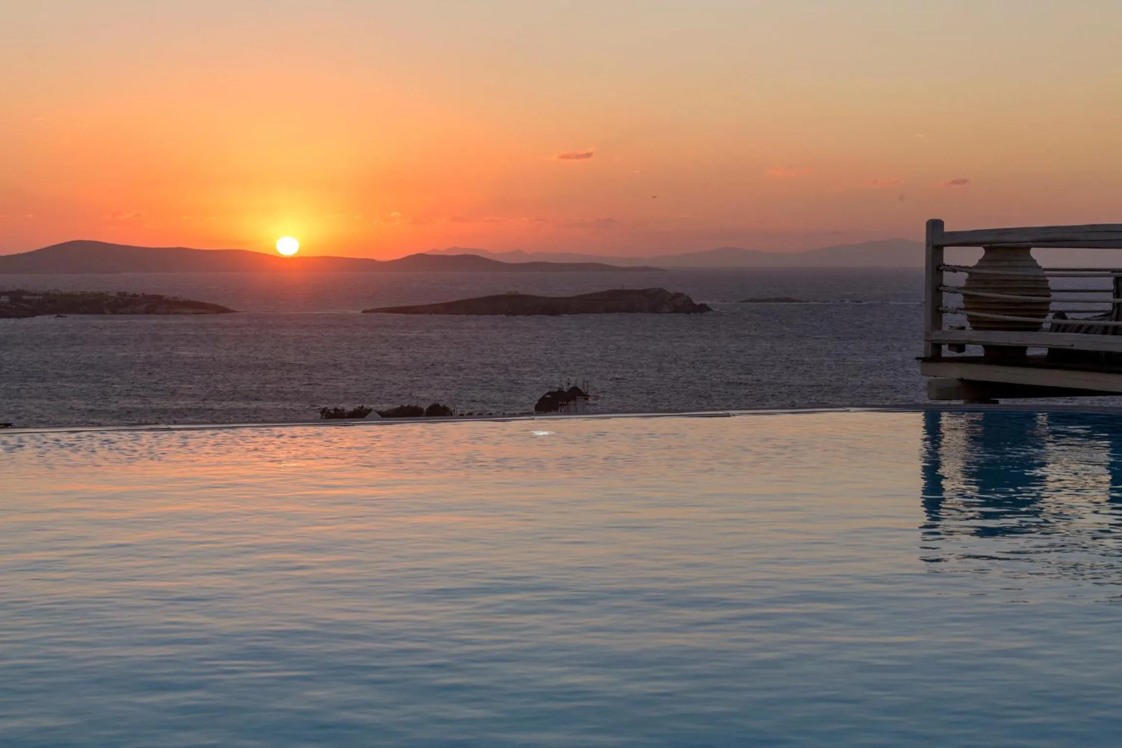 Night in Vencia Boutique Hotel