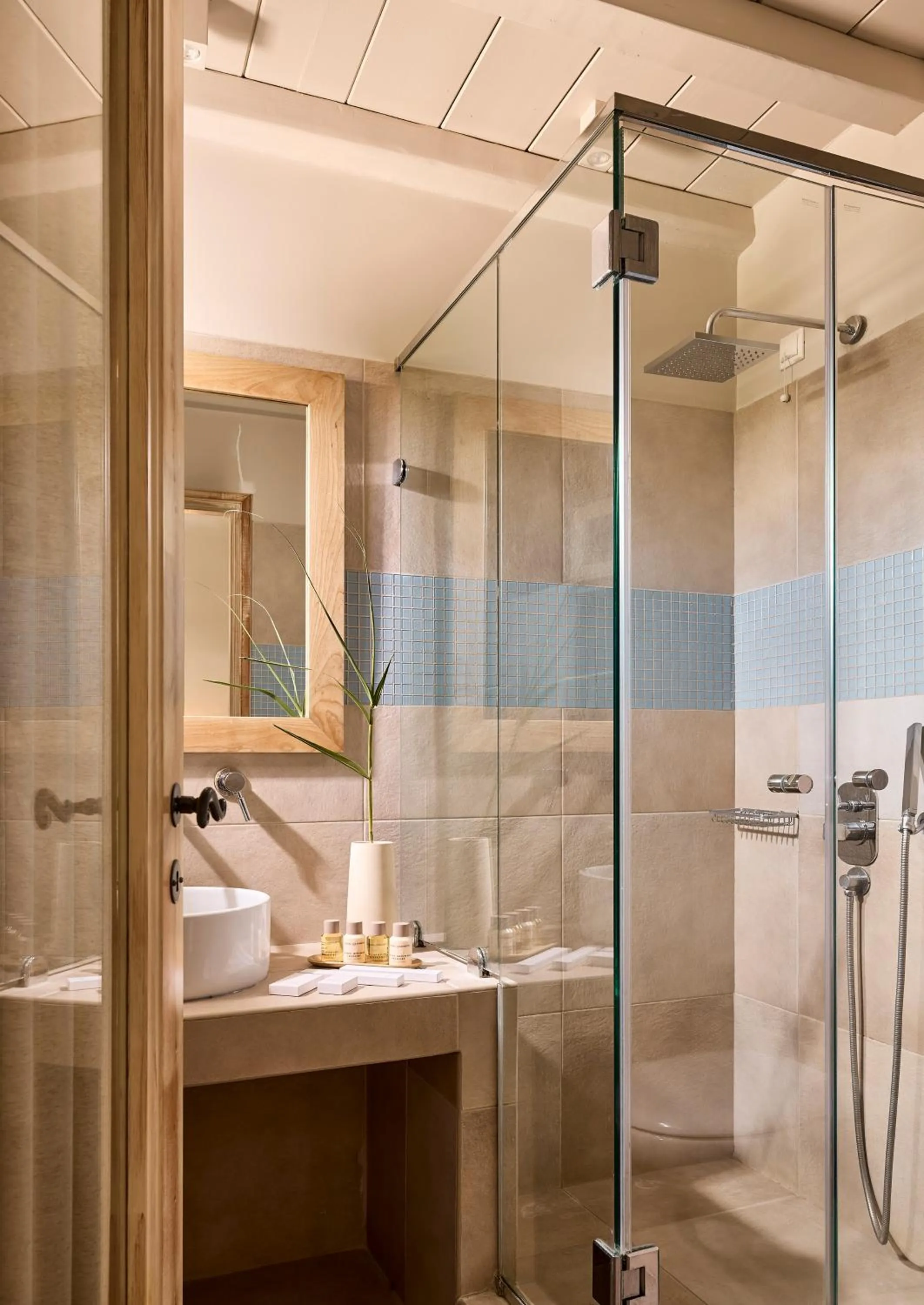 Bathroom in Vencia Boutique Hotel