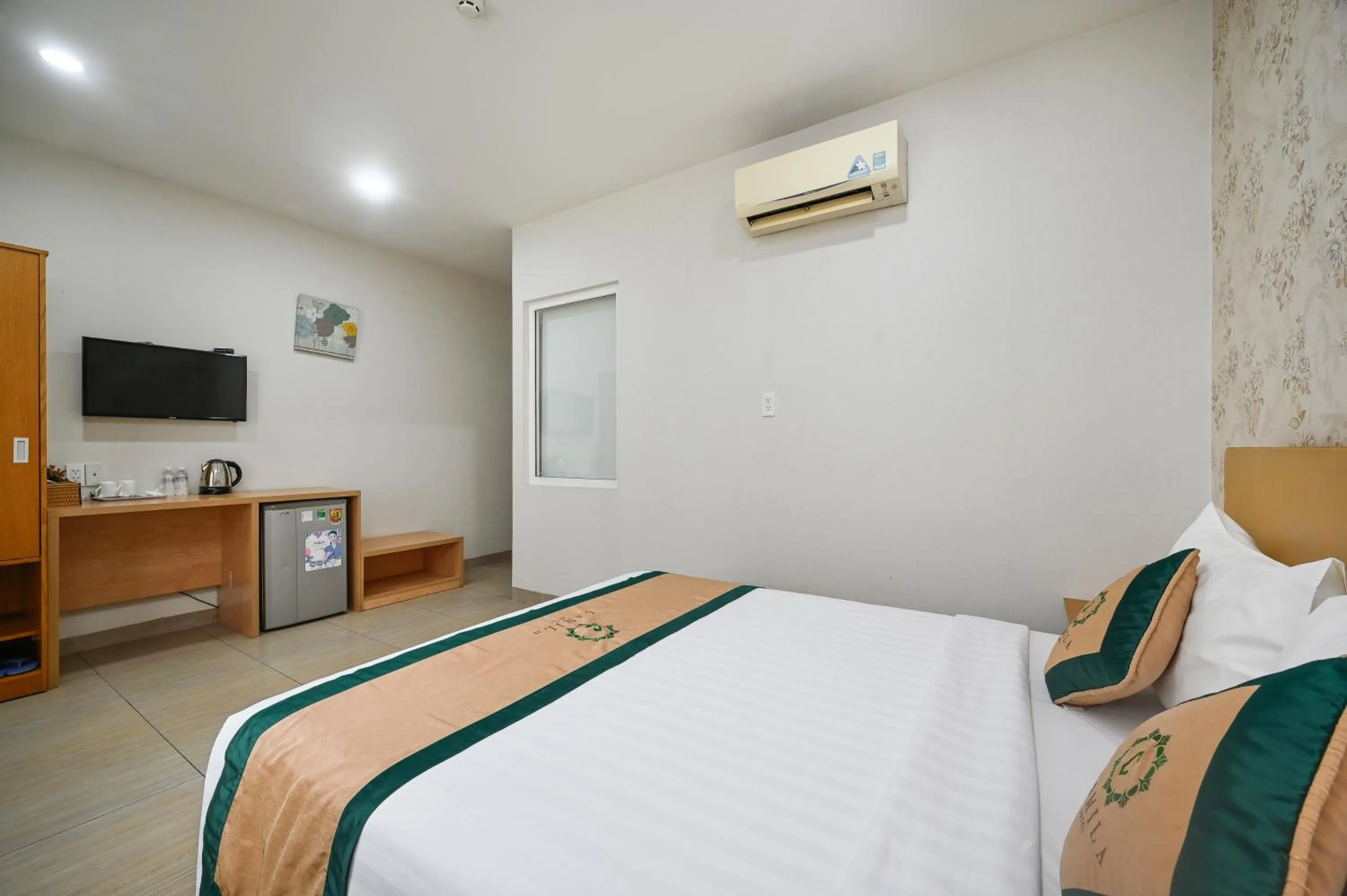 Photo of the whole room, Bed in Camila Airport Hotel