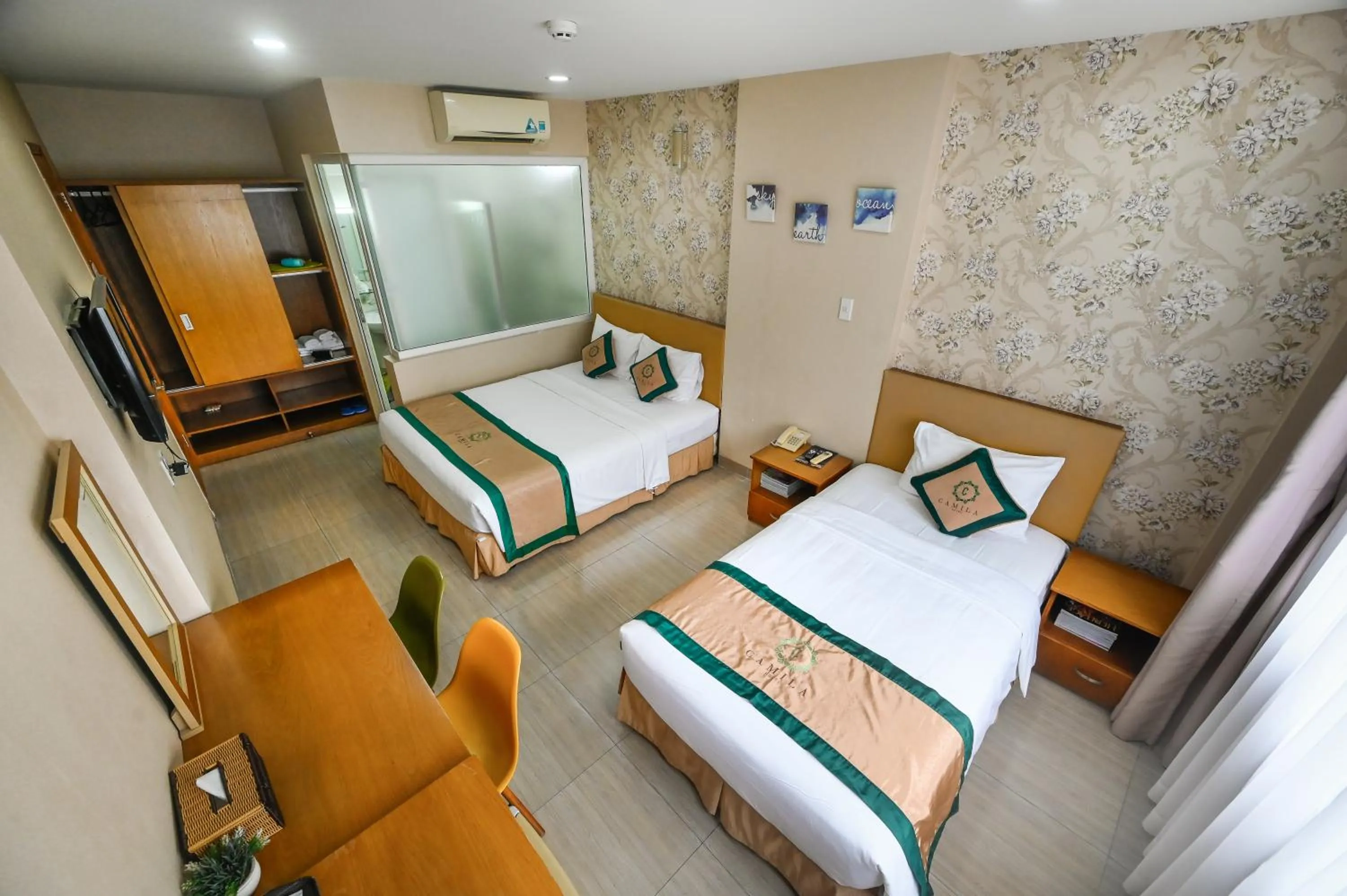 Photo of the whole room, Bed in Camila Airport Hotel