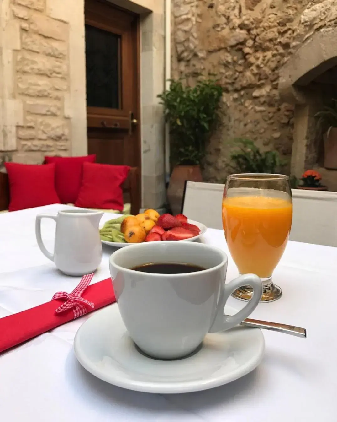 Breakfast in Casa Moazzo Suites and Apartments Breakfast in Casa Moazzo Suites and Apartments
