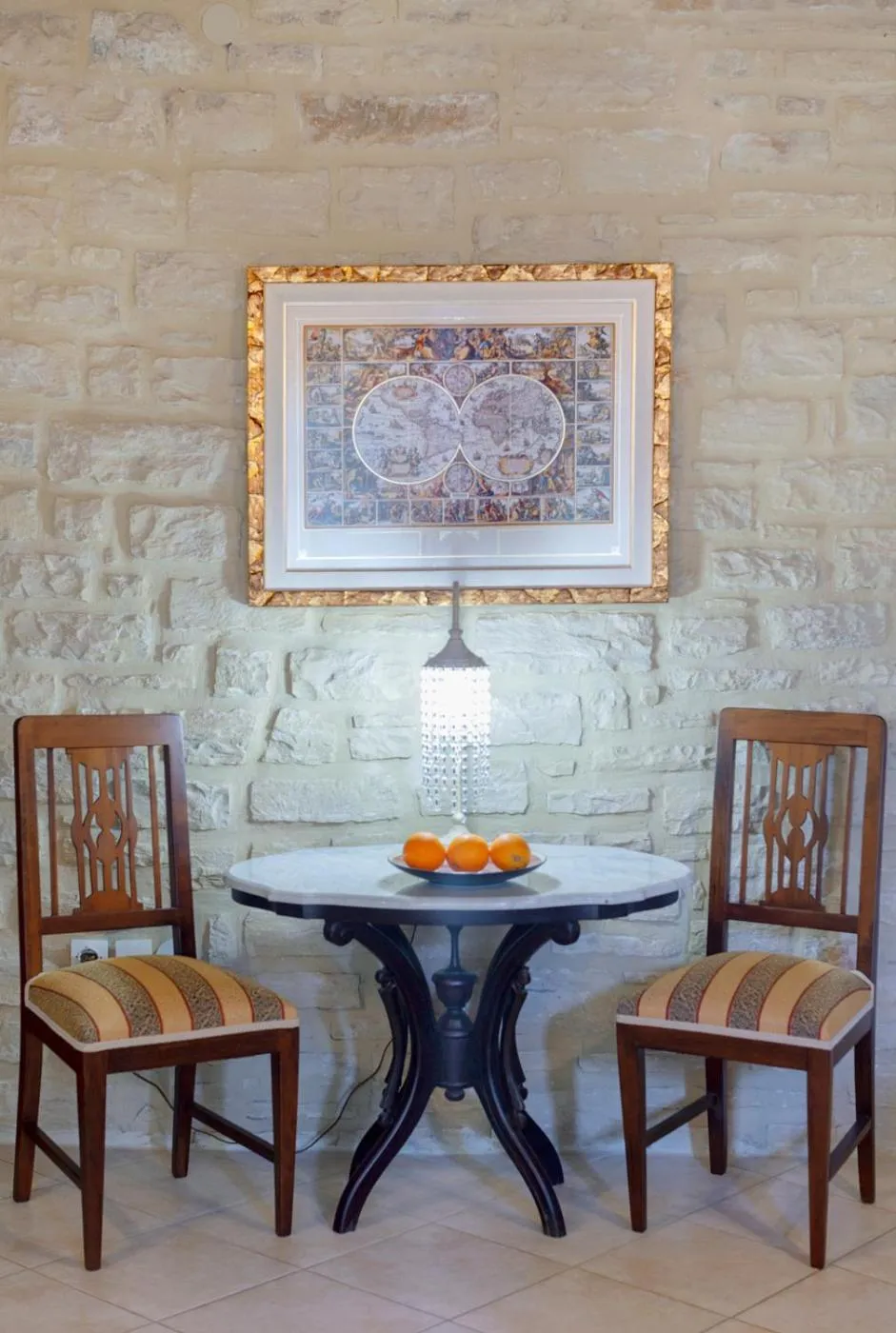 Decorative detail in Casa Moazzo Suites and Apartments