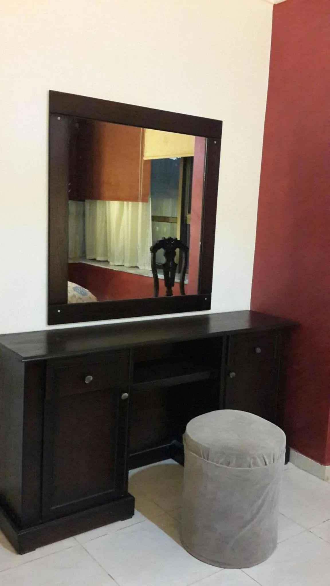 Area and facilities in Al Fakher Hotel Apartments & Suites