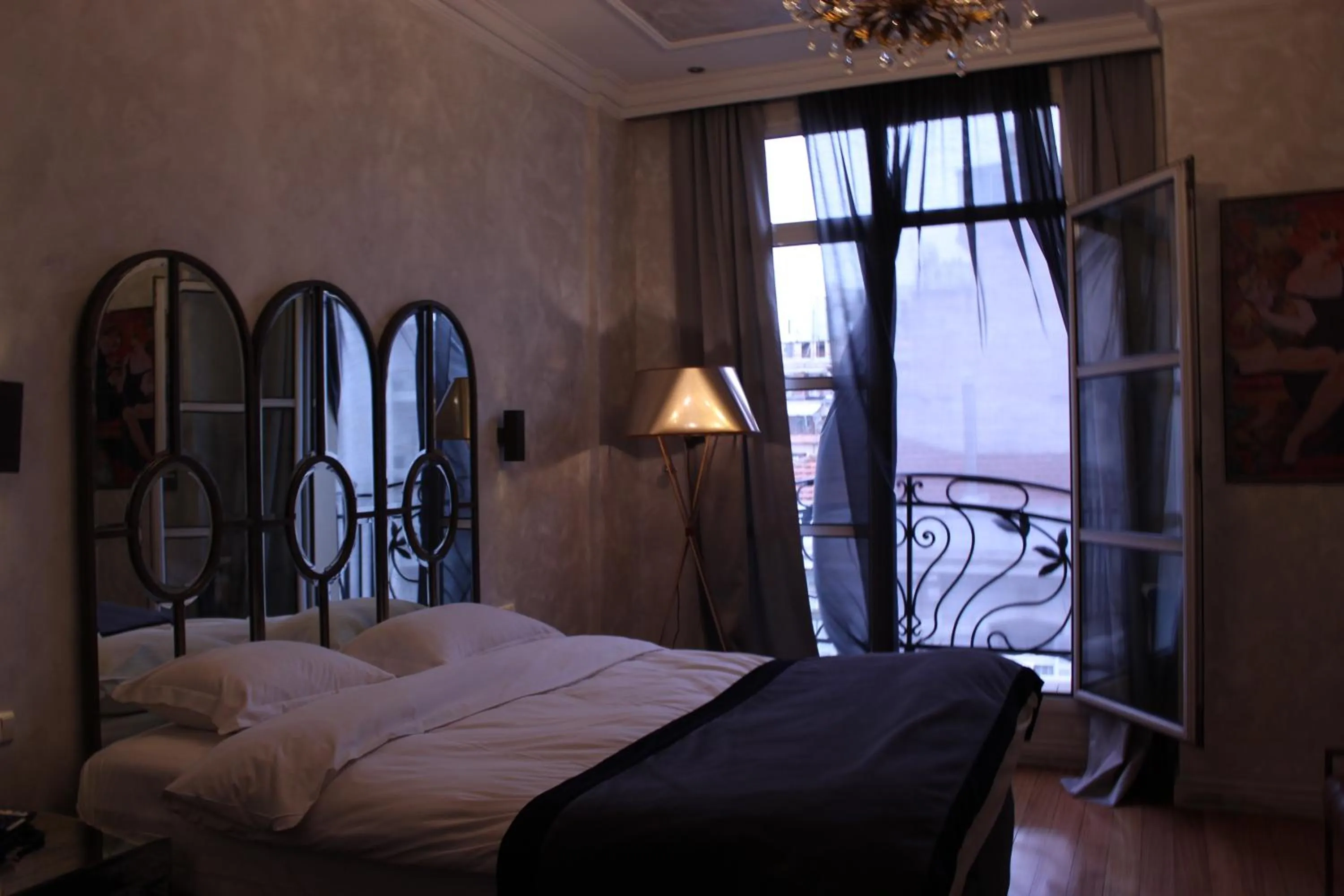 Bedroom, Bed in Andromeda Hotel Thessaloniki