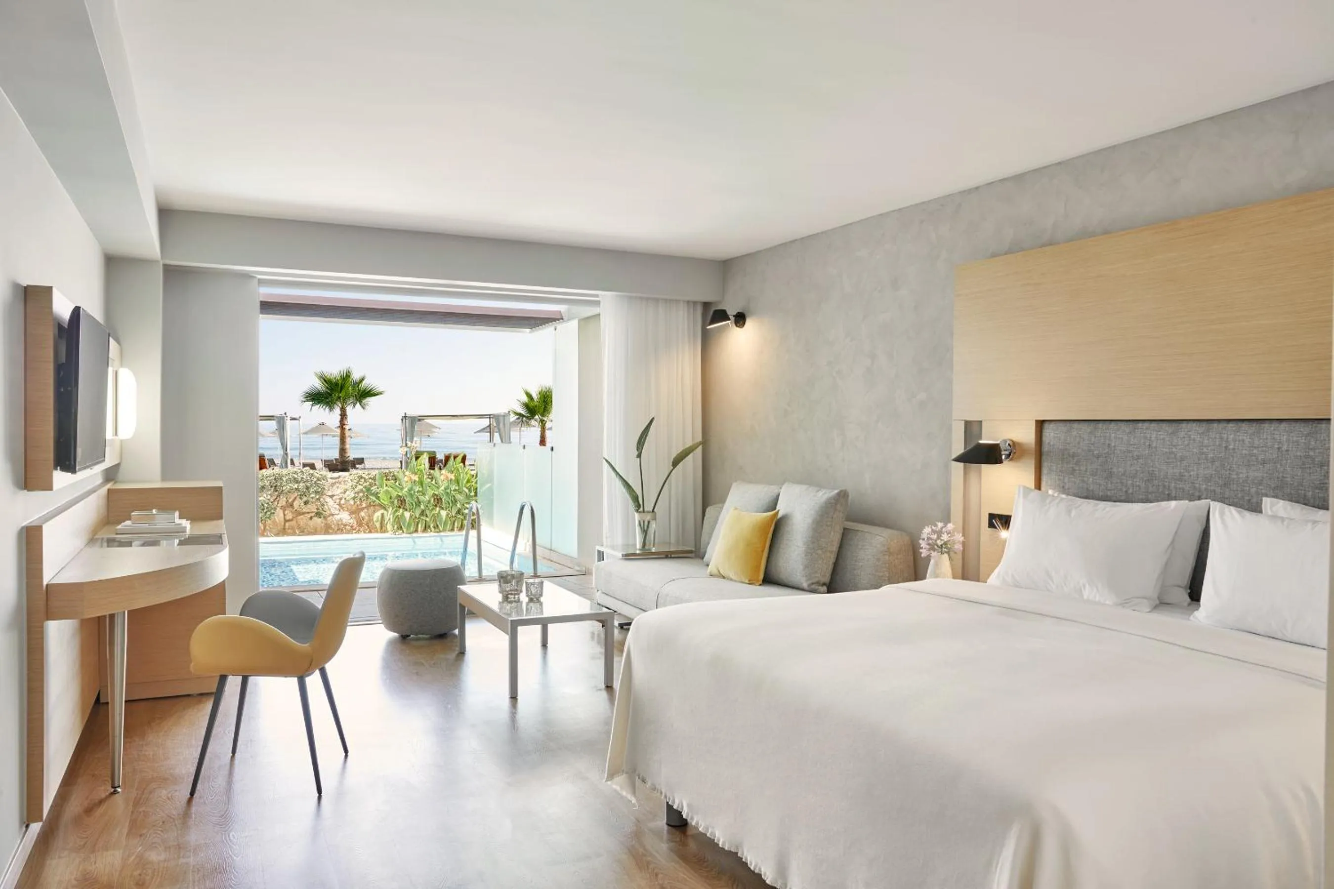 Photo of the whole room, Bed in Minoa Palace Resort