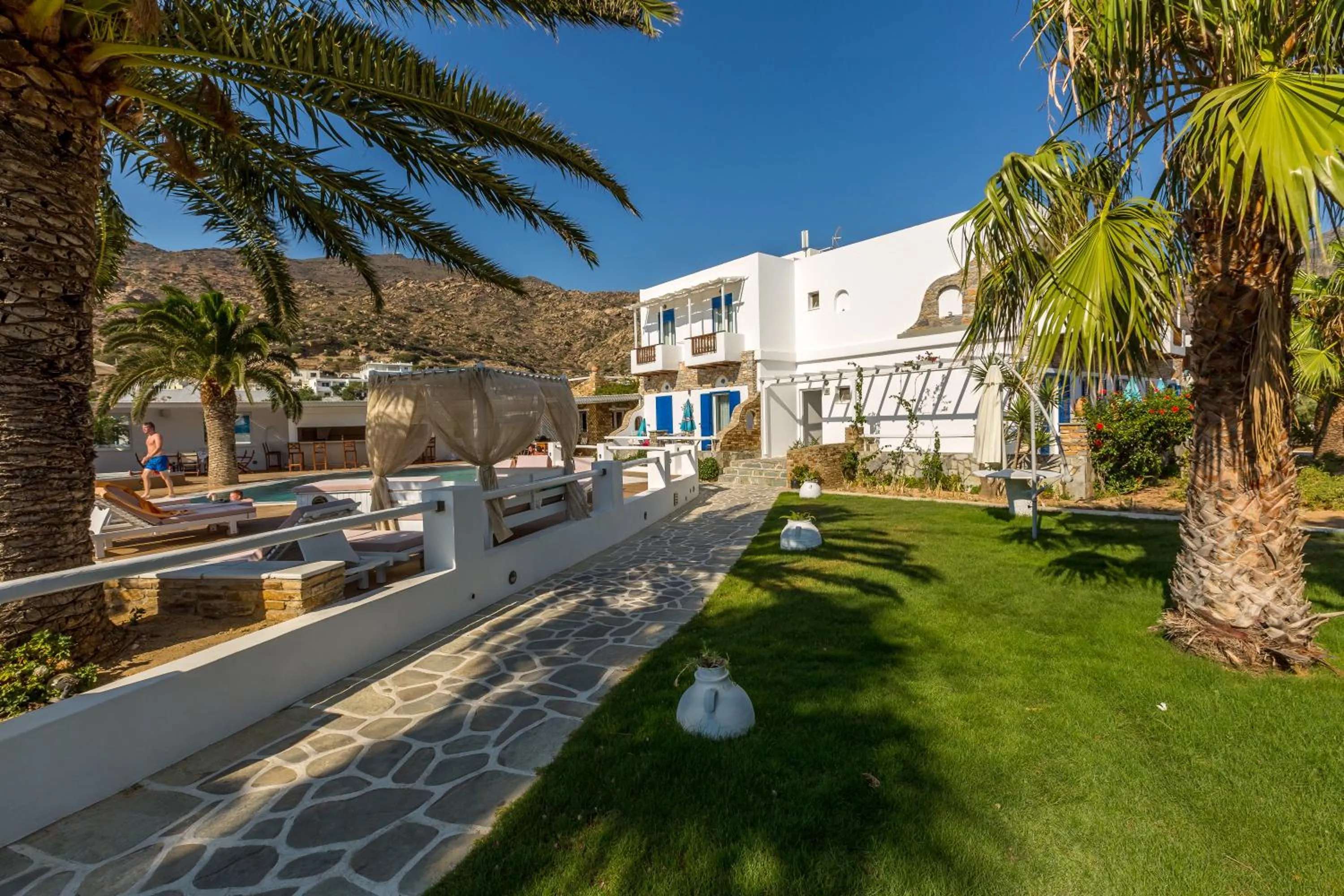 Facade/entrance in Hotel Aegeon