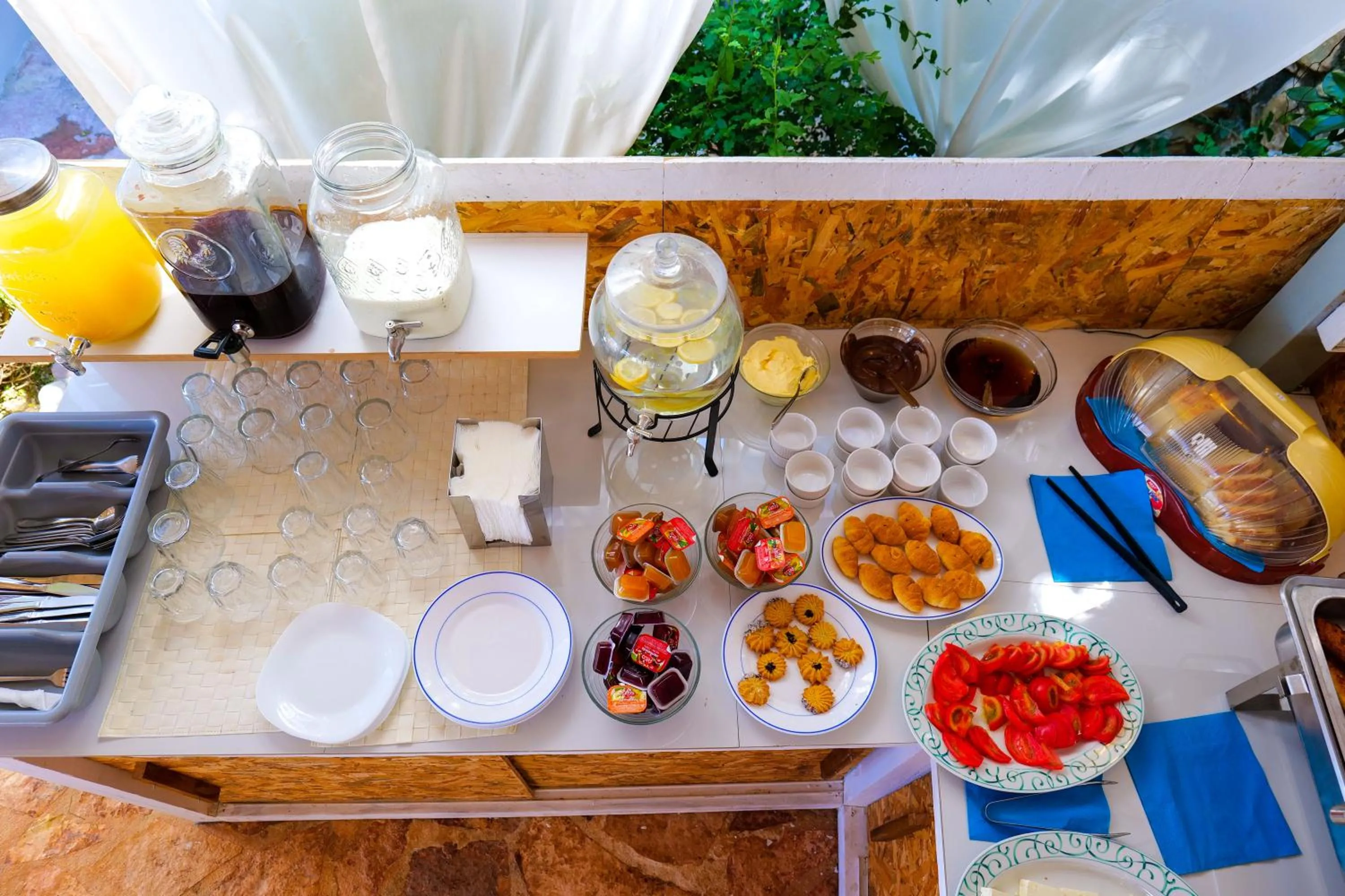 Food and drinks in Hotel Two Mermaids Ksamil