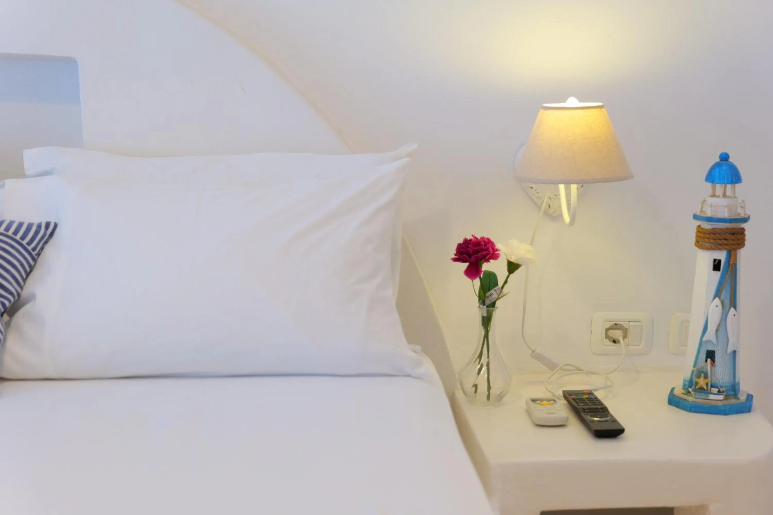 Bed in Hotel Two Mermaids Ksamil